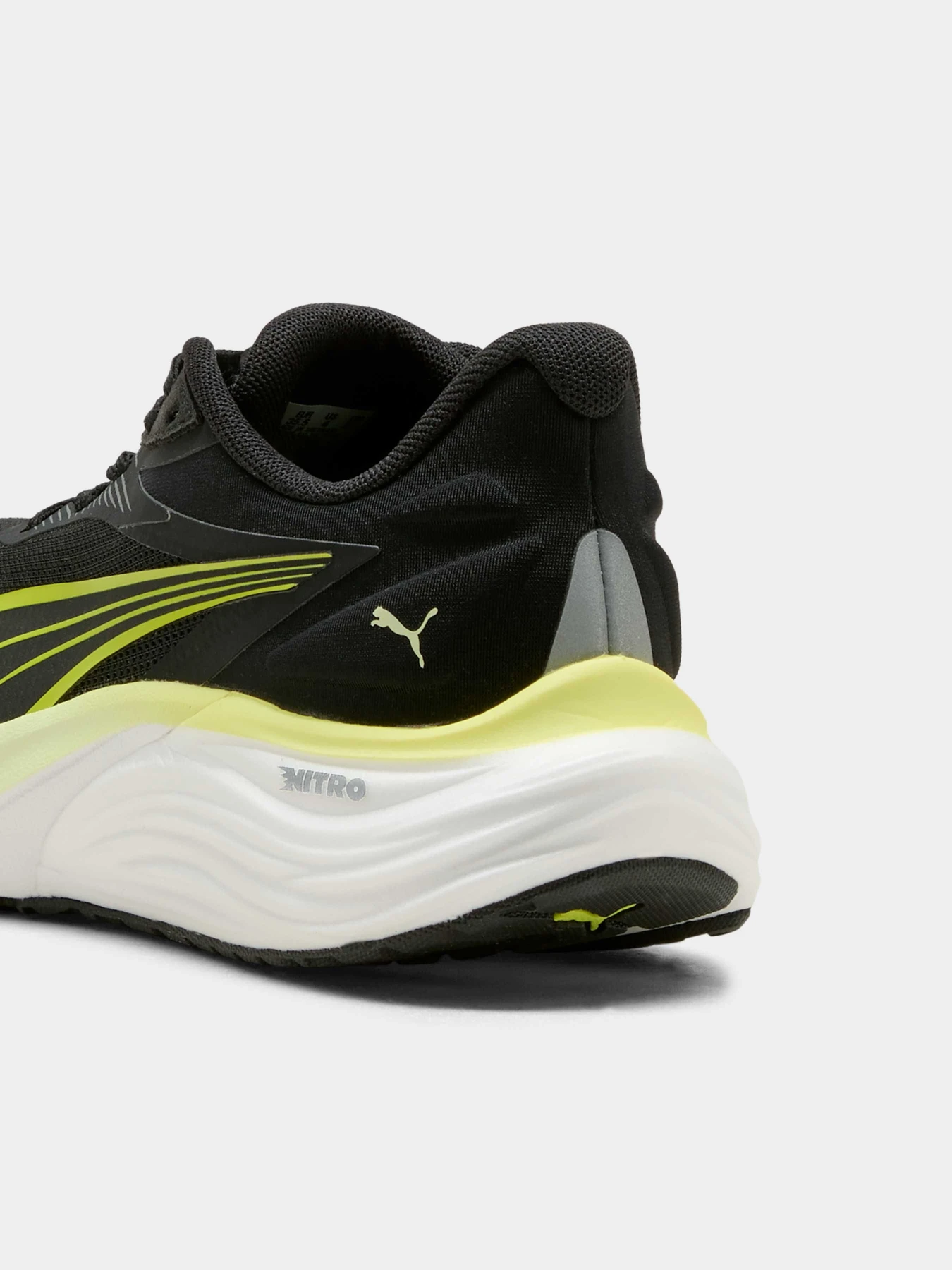 Кросівки PUMA Electrify Nitro™ 4 Jr модель 401508 Кросівки PUMA Electrify Nitro™ 4 Jr модель 401508 Фото