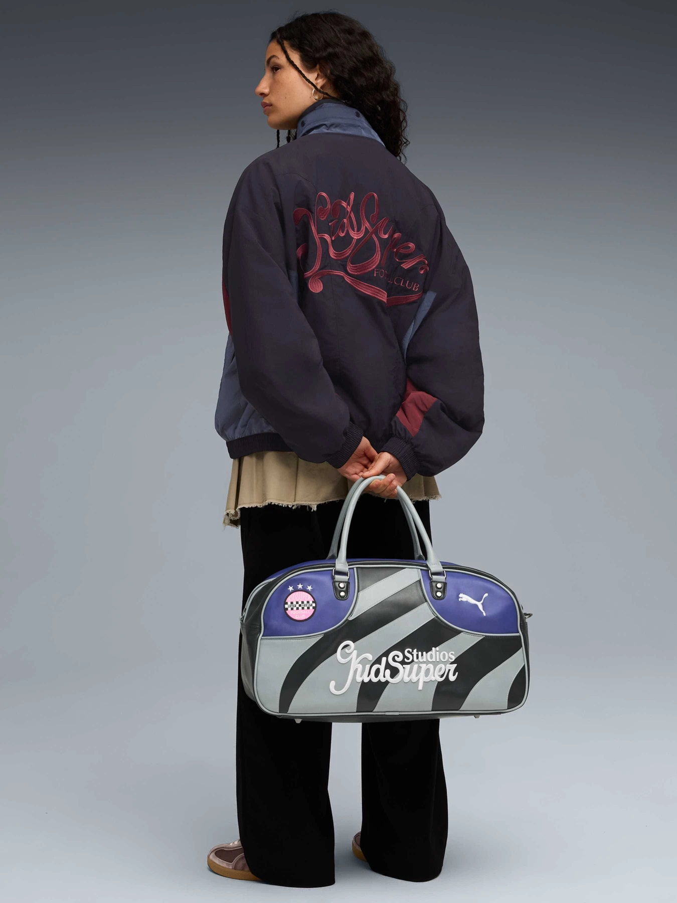 Сумки PUMA x Kidsuper Grip Bag модель 091823 Фото