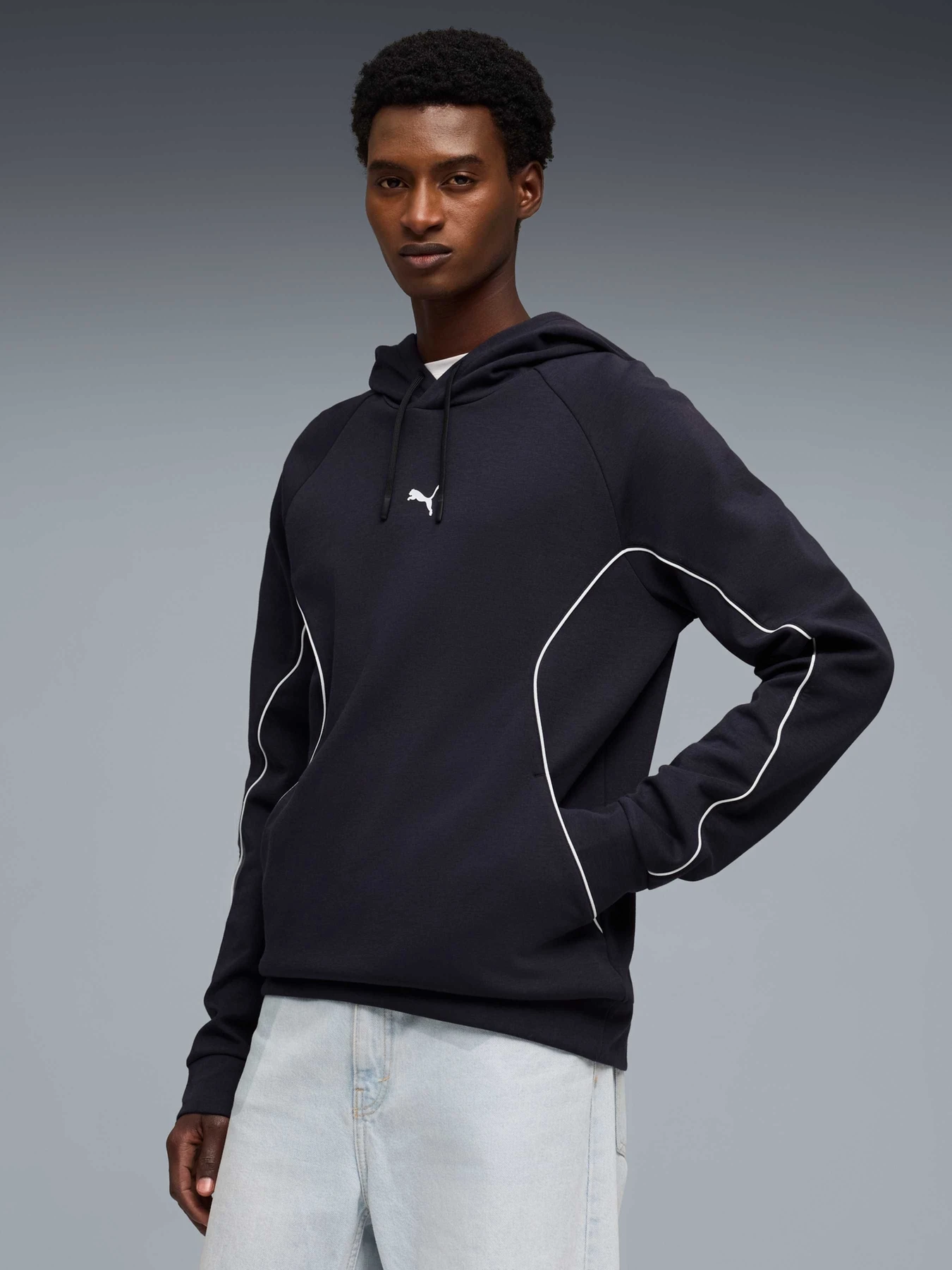 Худі та світшоти PUMA Sport Hoodie модель 692171 Худі та світшоти PUMA Sport Hoodie модель 692171 Фото