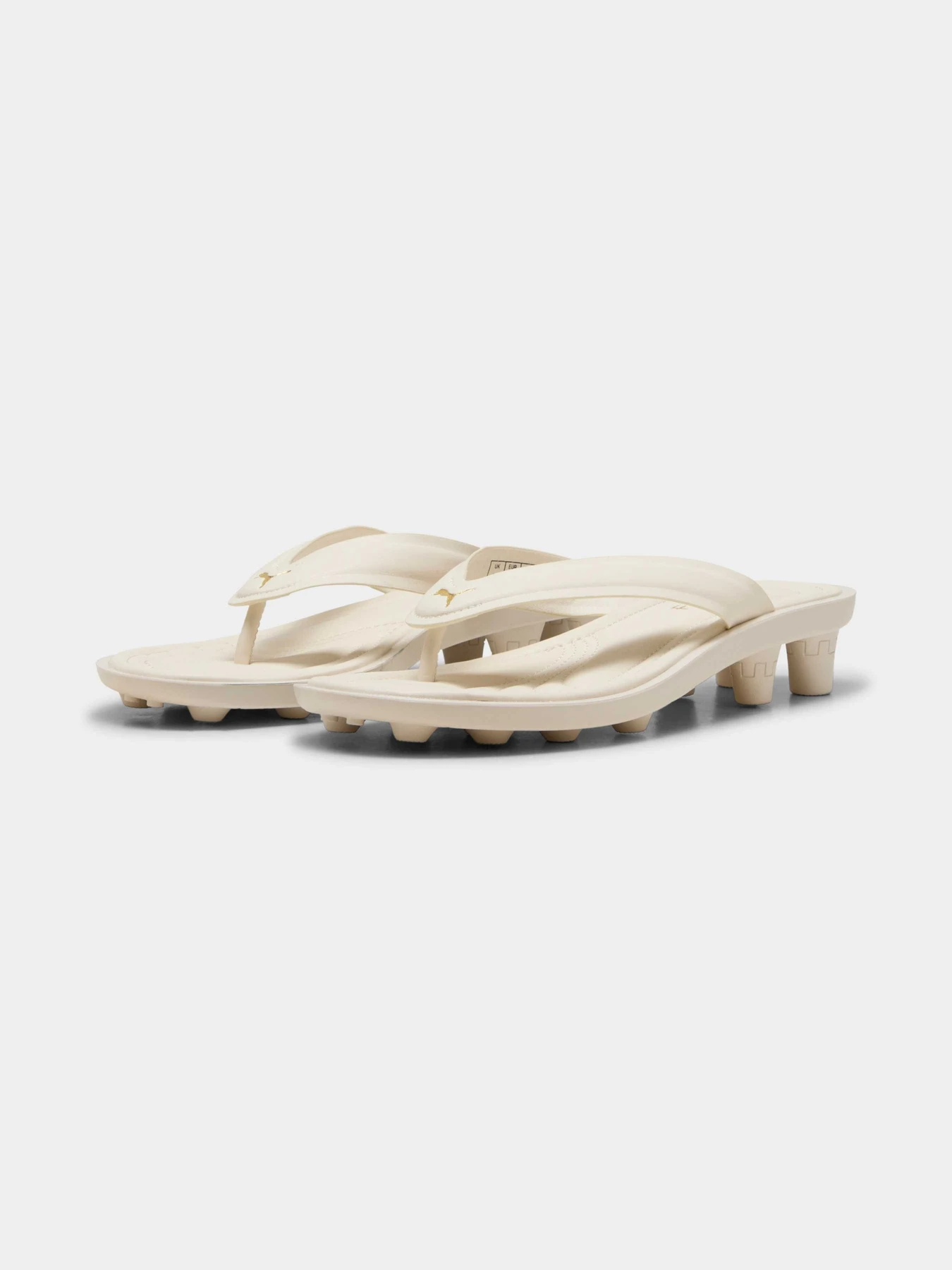 Шлёпанцы PUMA x Fenty Cat Cleat L модель 404770 Фото