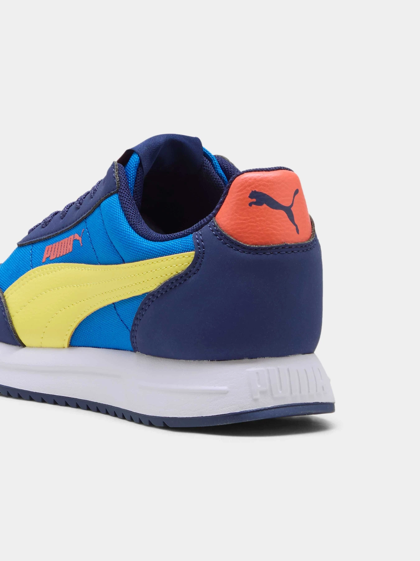 Кроссовки PUMA R78 Lightwind Jr модель 403706 Кроссовки PUMA R78 Lightwind Jr модель 403706 Фото
