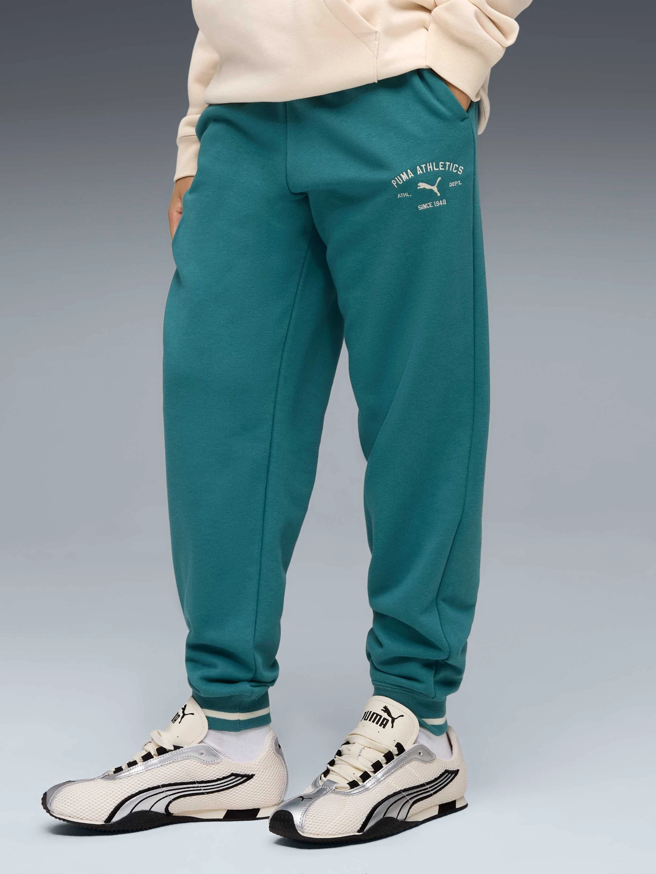 Брюки PUMA Class Sweatpants модель 692533 Брюки PUMA Class Sweatpants модель 692533 Фото