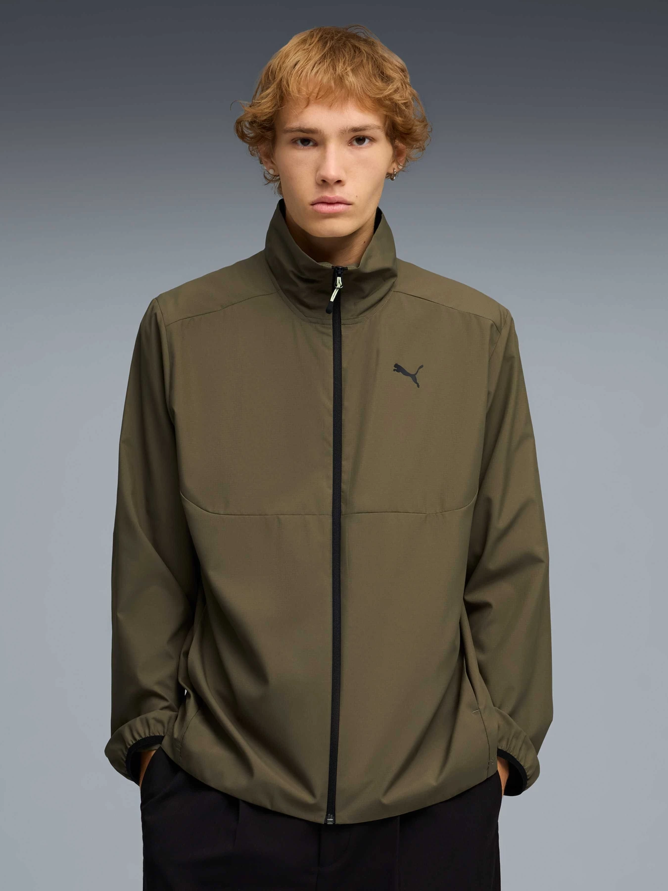 Куртки та дублянки PUMA Tech Woven Track Jacket модель 692184 Куртки та дублянки PUMA Tech Woven Track Jacket модель 692184 Фото
