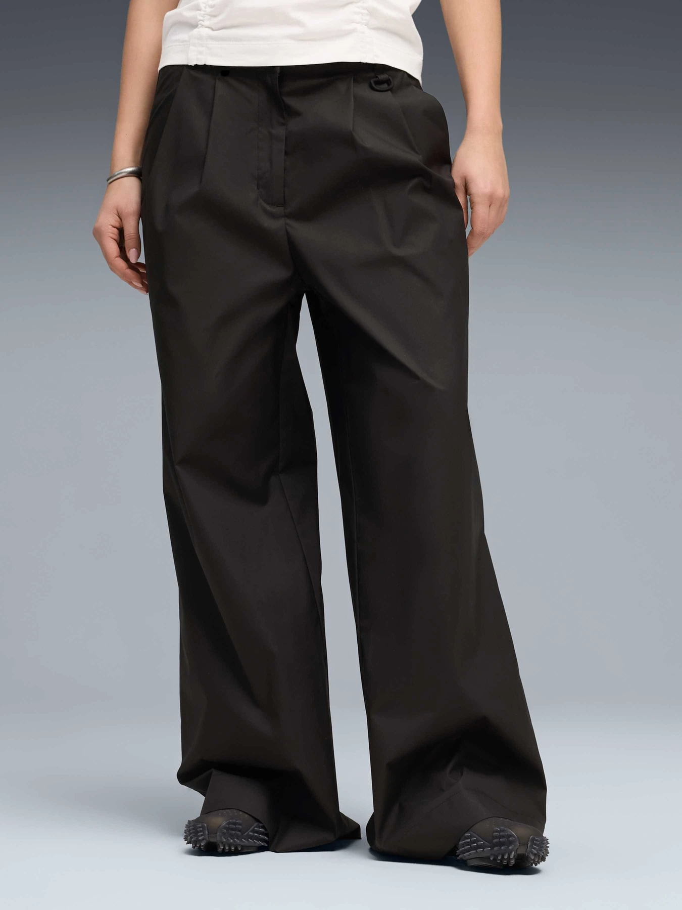 Брюки PUMA Tech Sense Woven Pants модель 634570 Фото