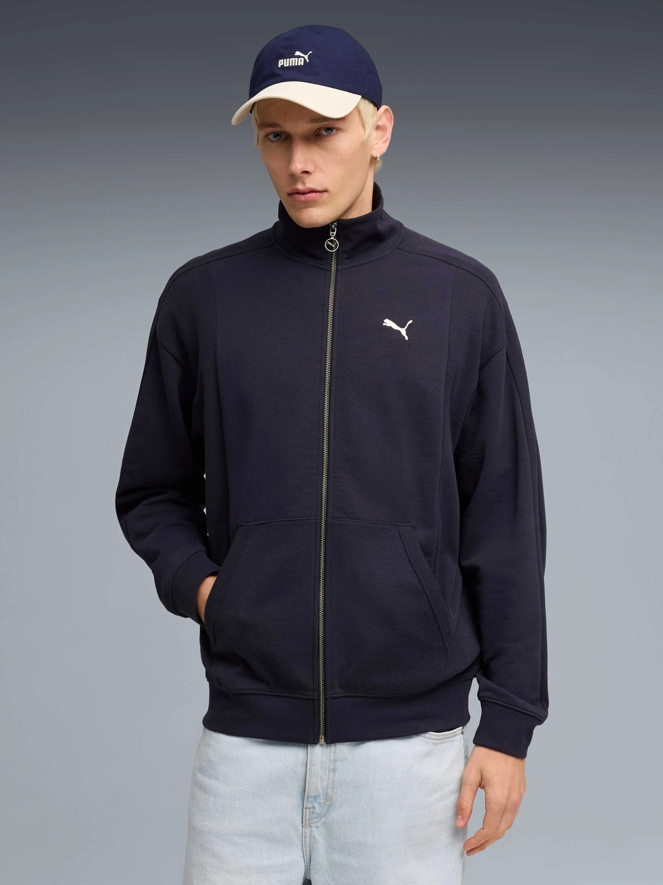 Худи и свитшоты PUMA Class Track Jacket модель 692071 Худи и свитшоты PUMA Class Track Jacket модель 692071 Фото