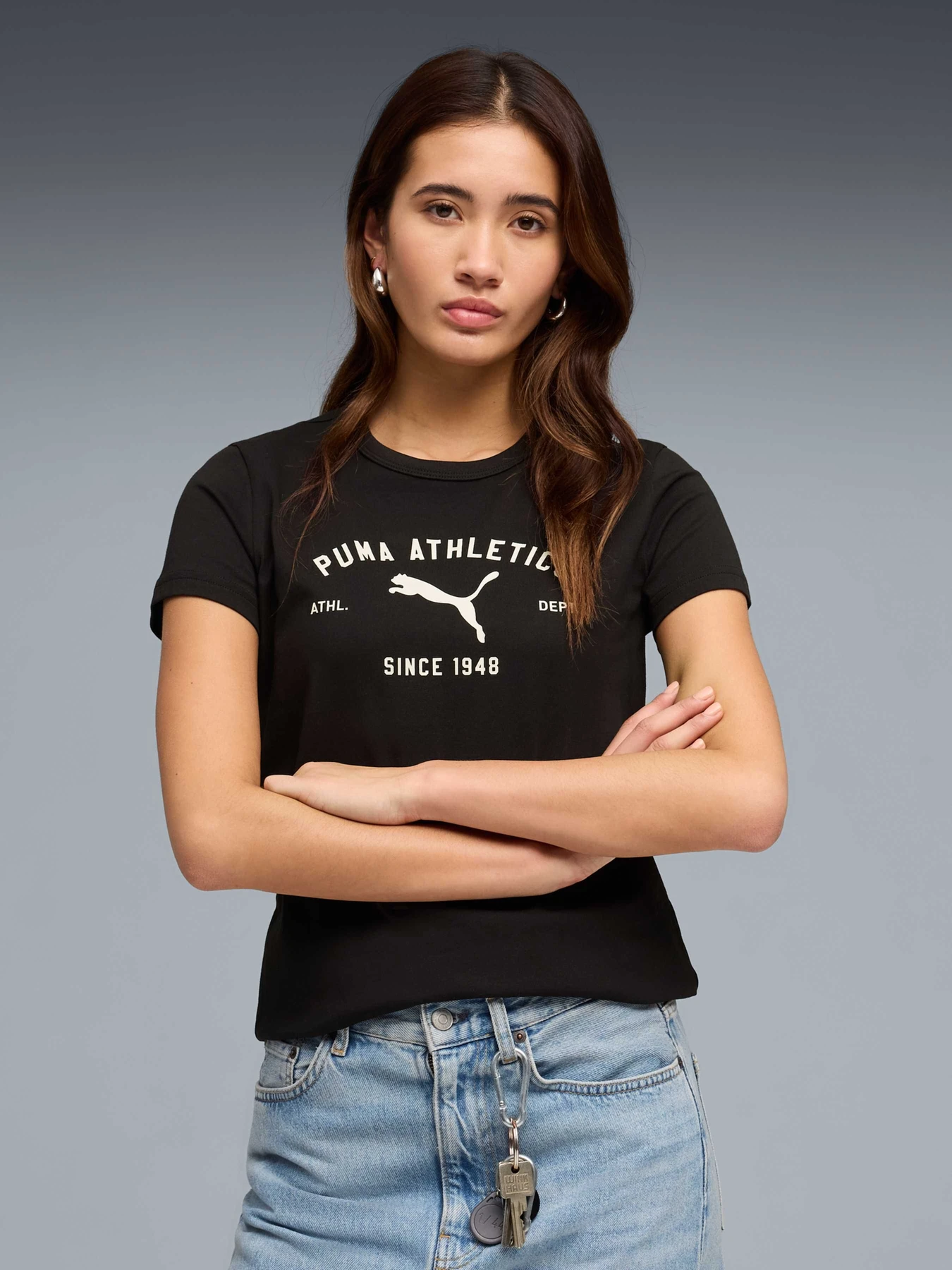 Футболки и поло PUMA Class Graphic Tee модель 691876 Футболки и поло PUMA Class Graphic Tee модель 691876 Фото