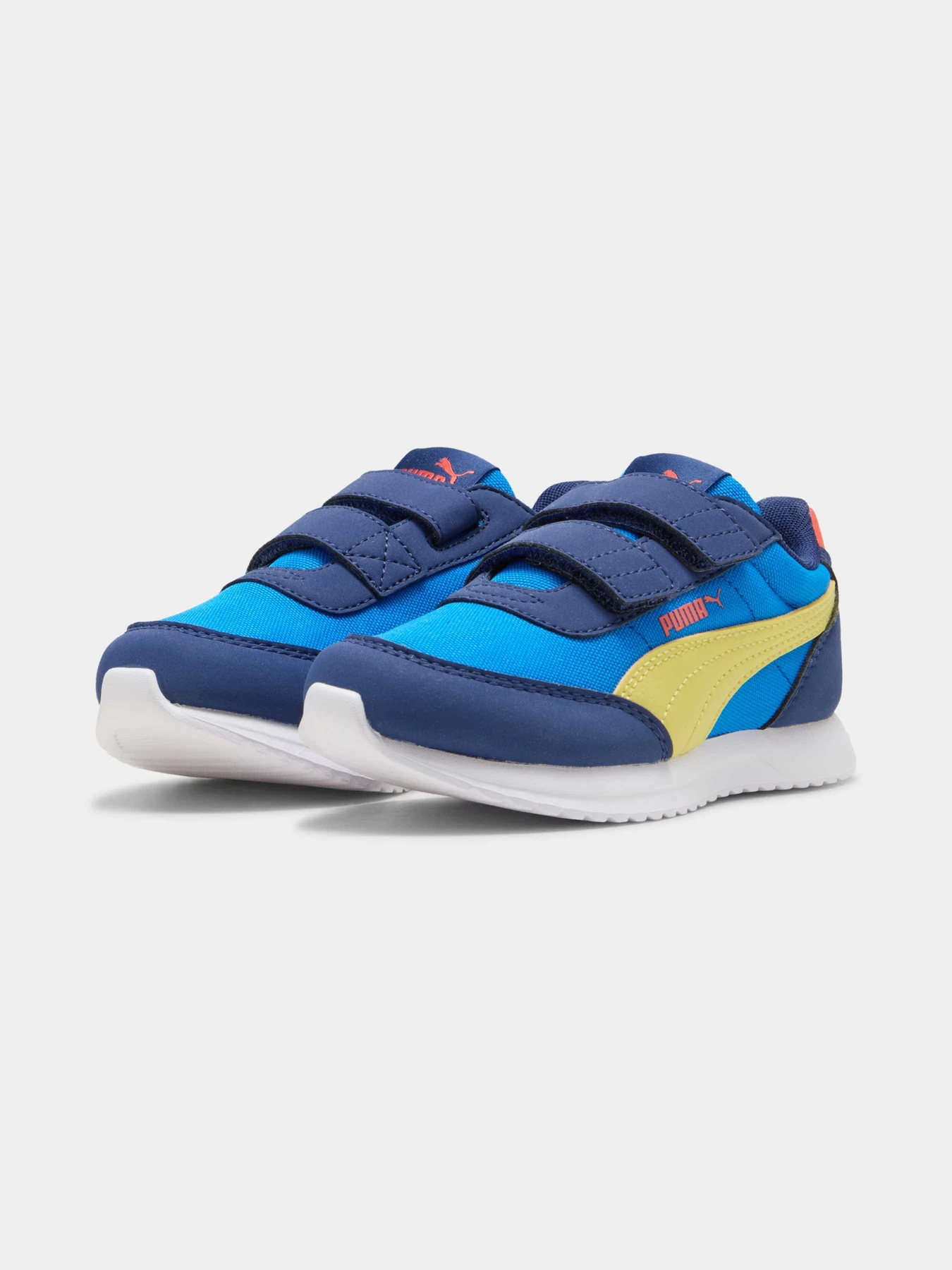 Кроссовки PUMA R78 Lightwind V Ps модель 403707 Кроссовки PUMA R78 Lightwind V Ps модель 403707 Фото