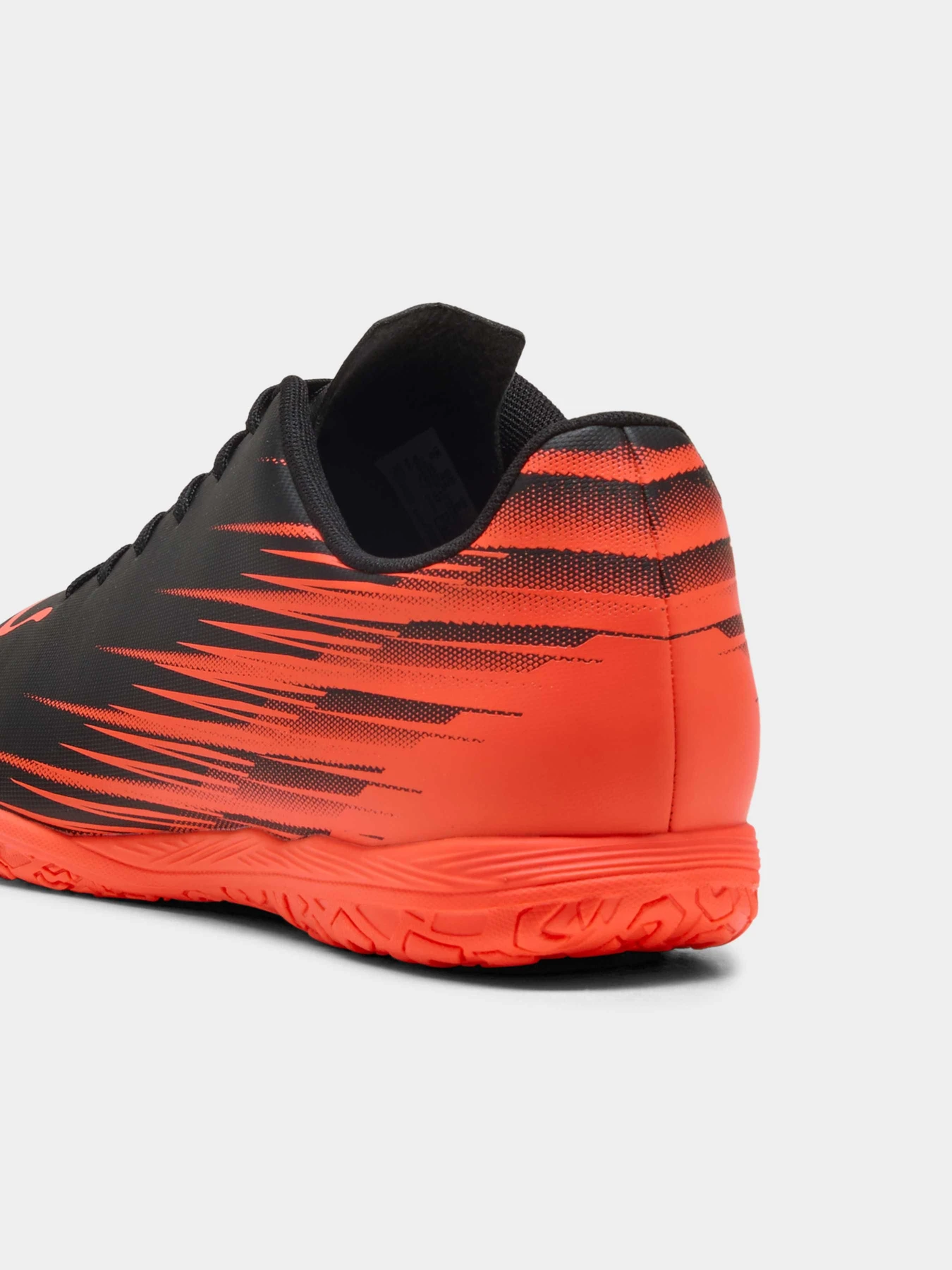 Кросівки PUMA Attacanto Ii It модель 108495 Кросівки PUMA Attacanto Ii It модель 108495 Фото