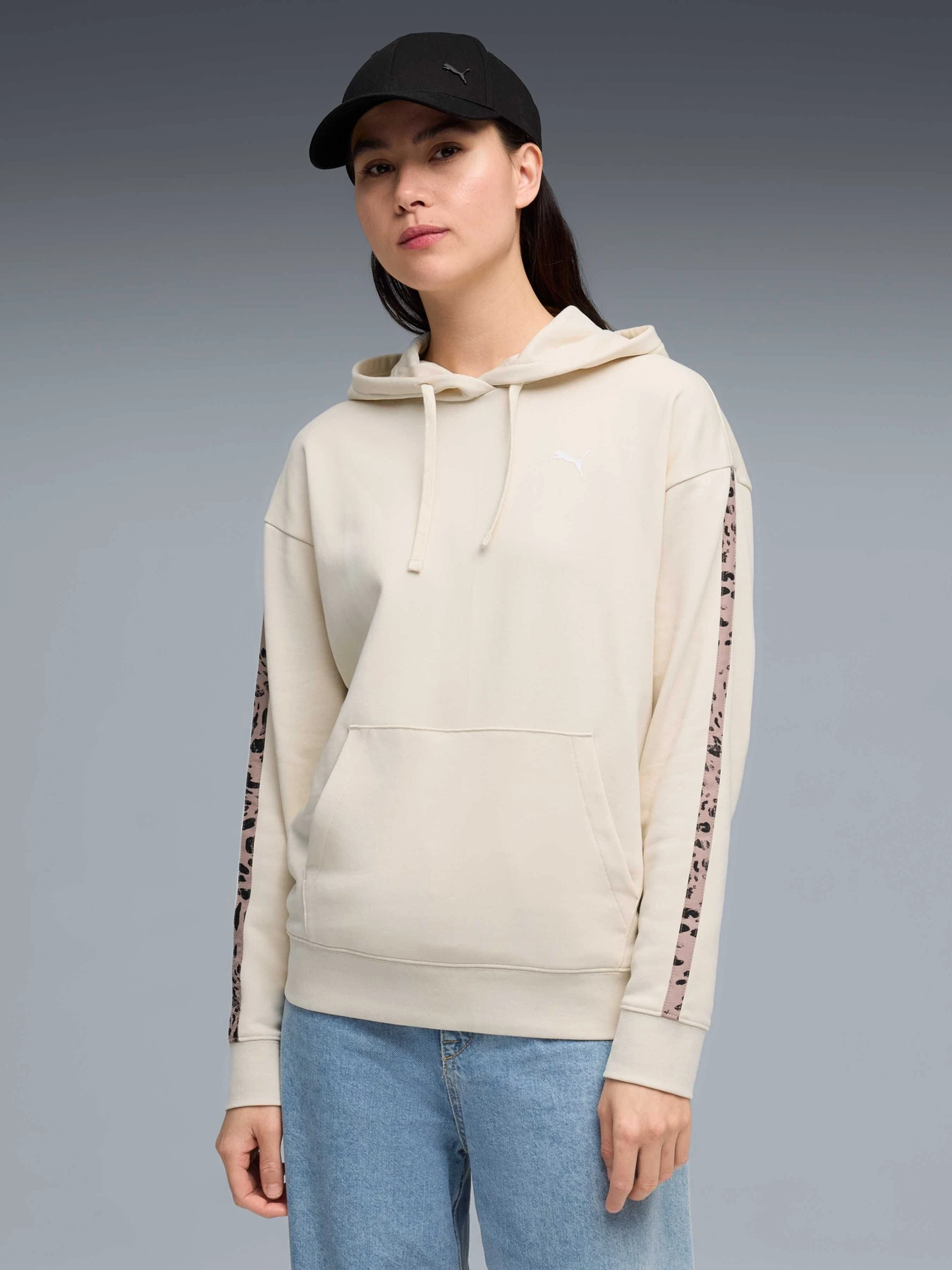 Худи и свитшоты PUMA Ess Graphic Animal Hoodie модель 691822 Худи и свитшоты PUMA Ess Graphic Animal Hoodie модель 691822 Фото