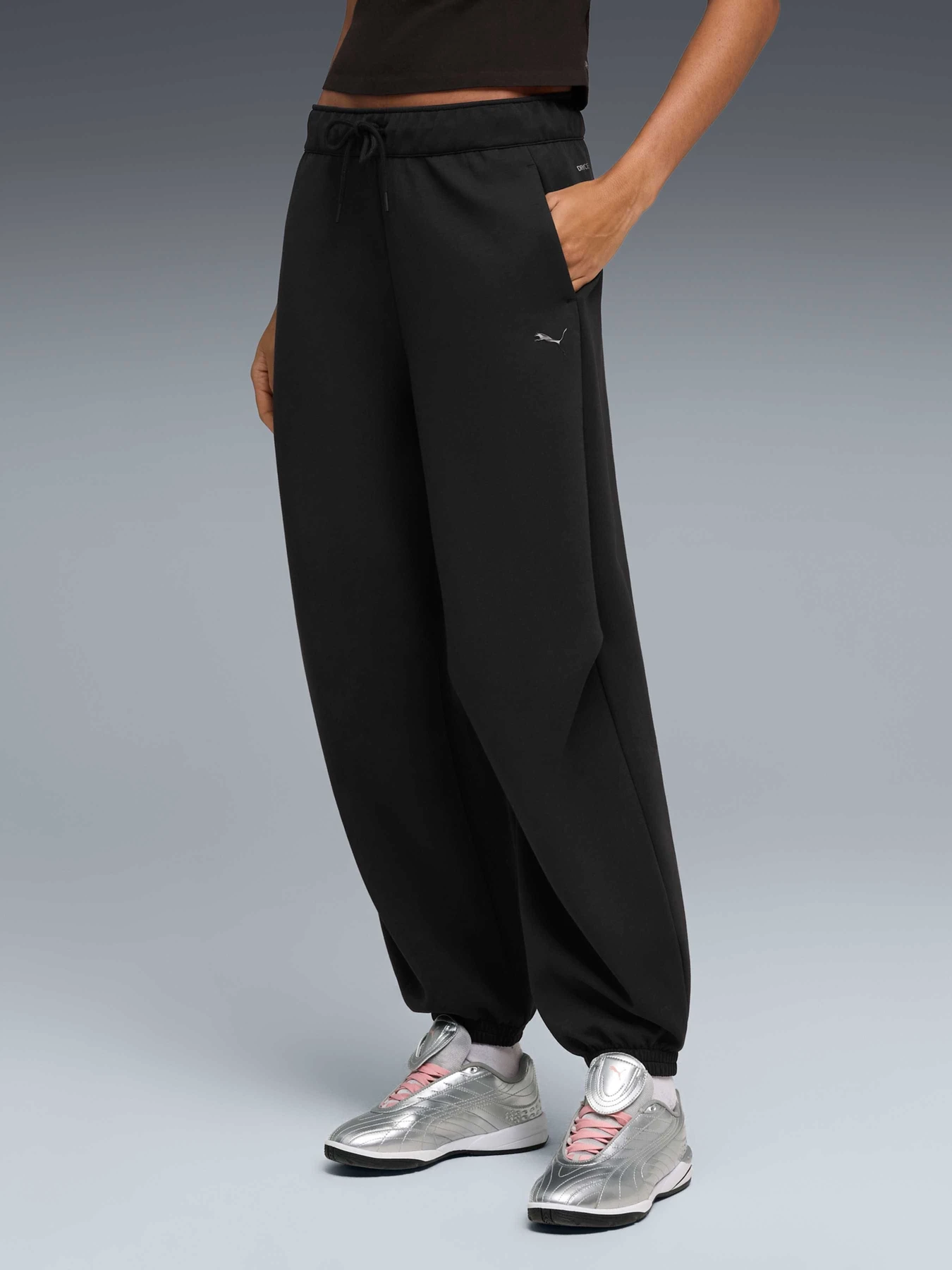Брюки PUMA Tech Sense Pants Dk Cl модель 634572 Брюки PUMA Tech Sense Pants Dk Cl модель 634572 Фото