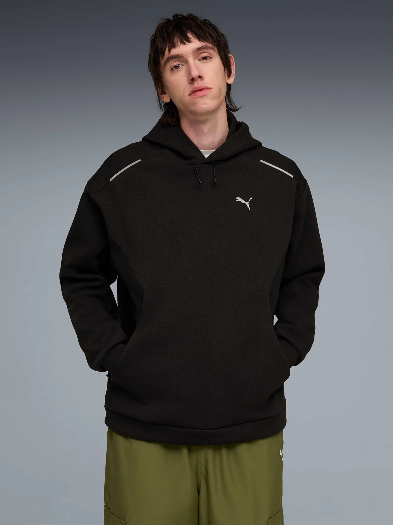 Худи и свитшоты PUMA Tech Relaxed Hoodie Dk модель 634417 Фото
