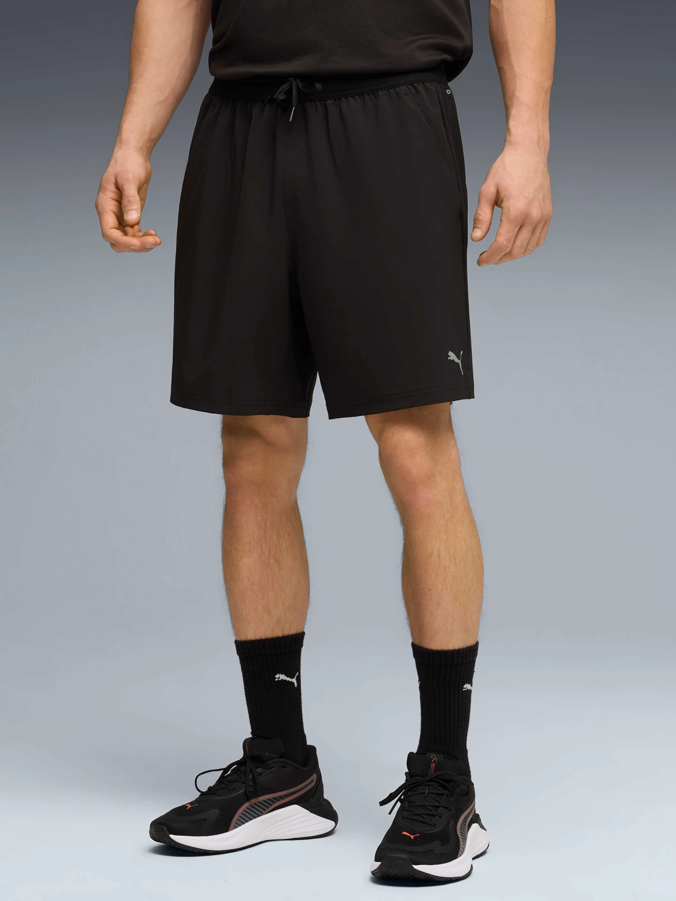 Шорты PUMA M Pwrtrain Fabric Mix Short модель 528533 Шорты PUMA M Pwrtrain Fabric Mix Short модель 528533 Фото