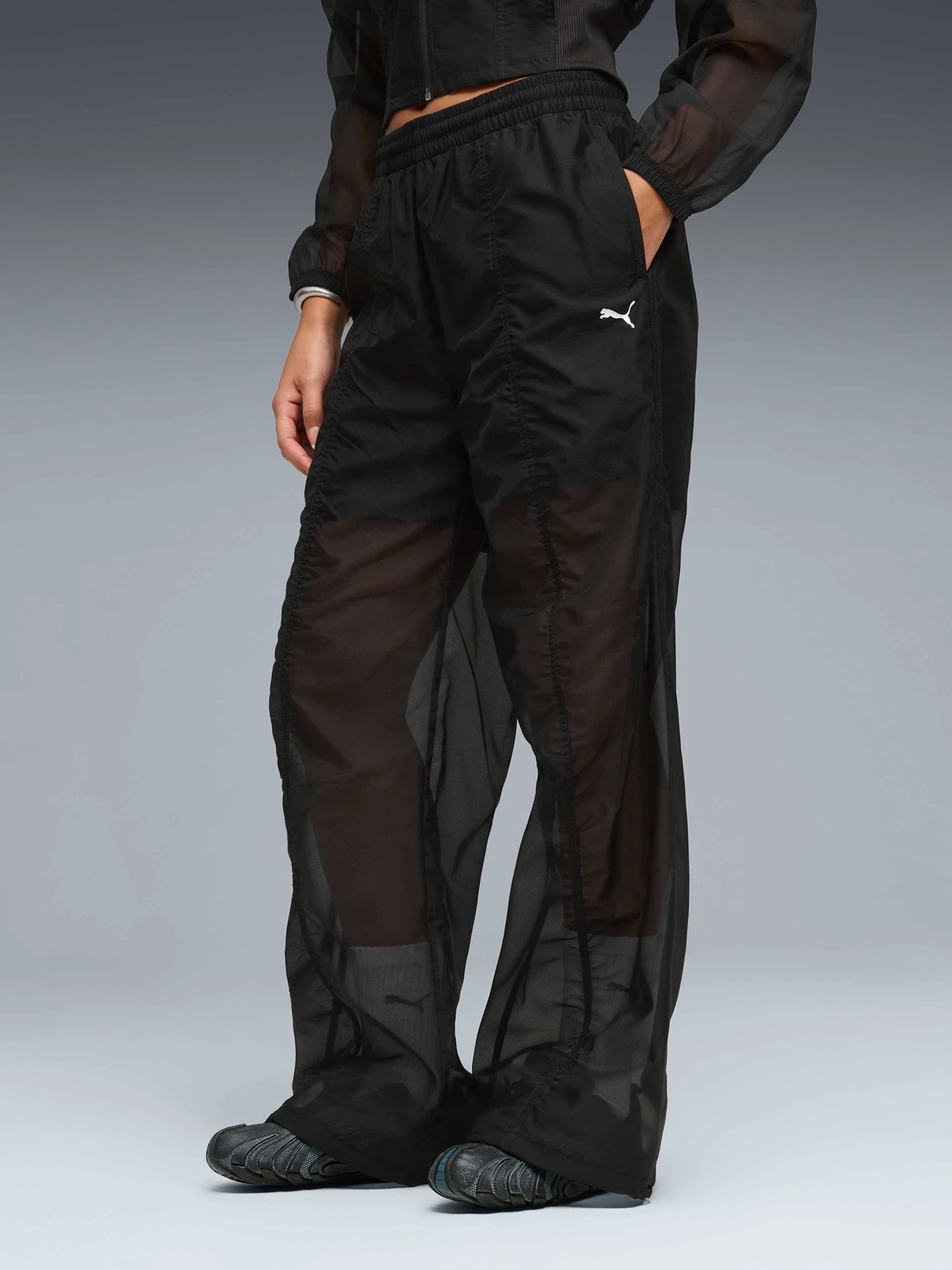 Брюки PUMA Dare To Woven Pants модель 634598 Брюки PUMA Dare To Woven Pants модель 634598 Фото