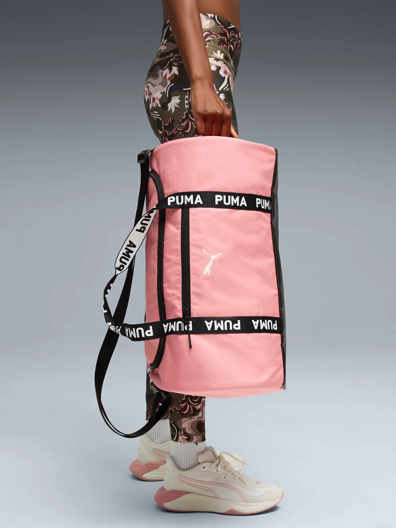 Сумки PUMA At Ess Barrel Bag модель 091849 Фото