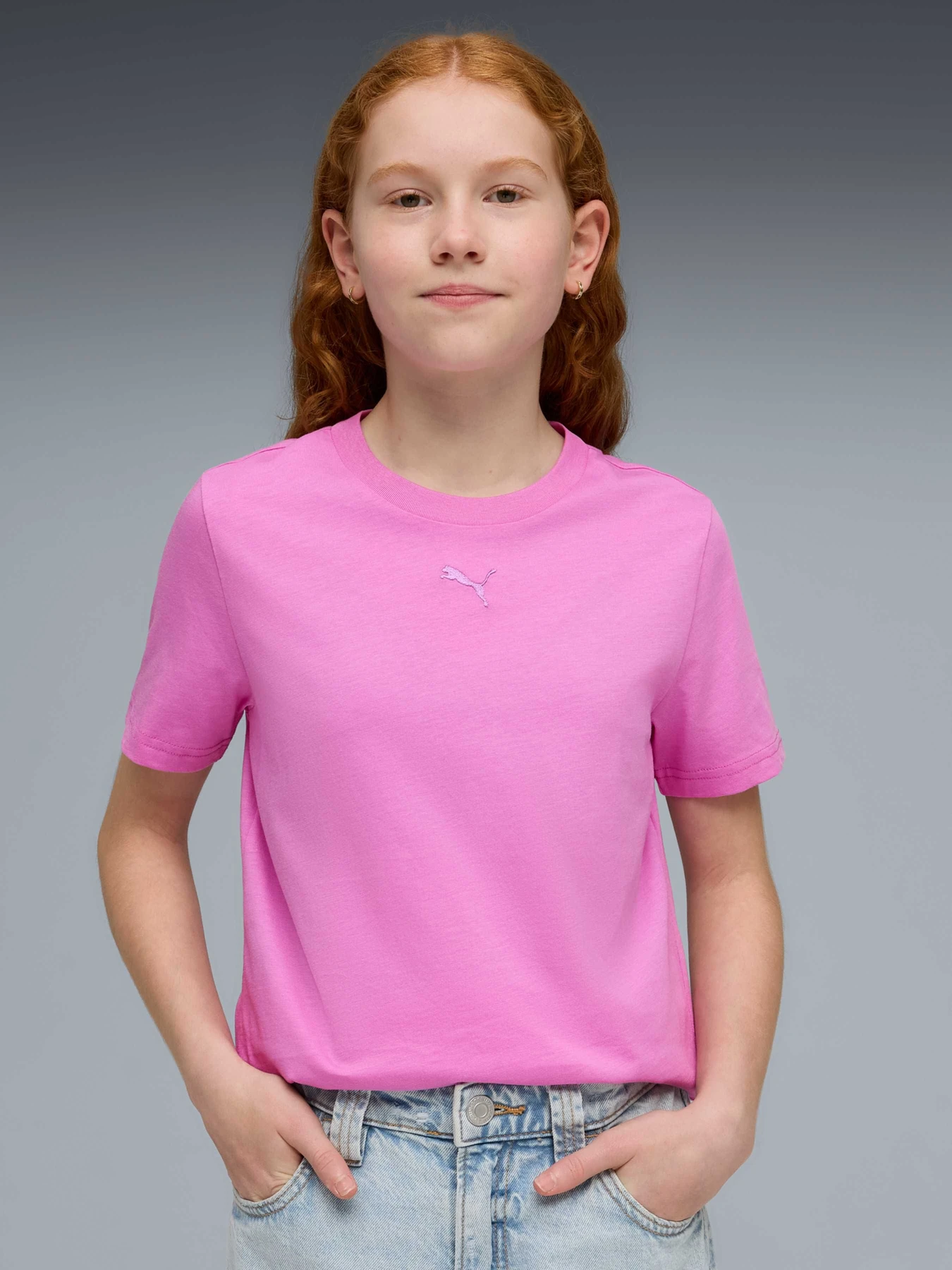 Футболки и поло PUMA Ess Centered Cat Logo Tee G модель 692972 Футболки и поло PUMA Ess Centered Cat Logo Tee G модель 692972 Фото