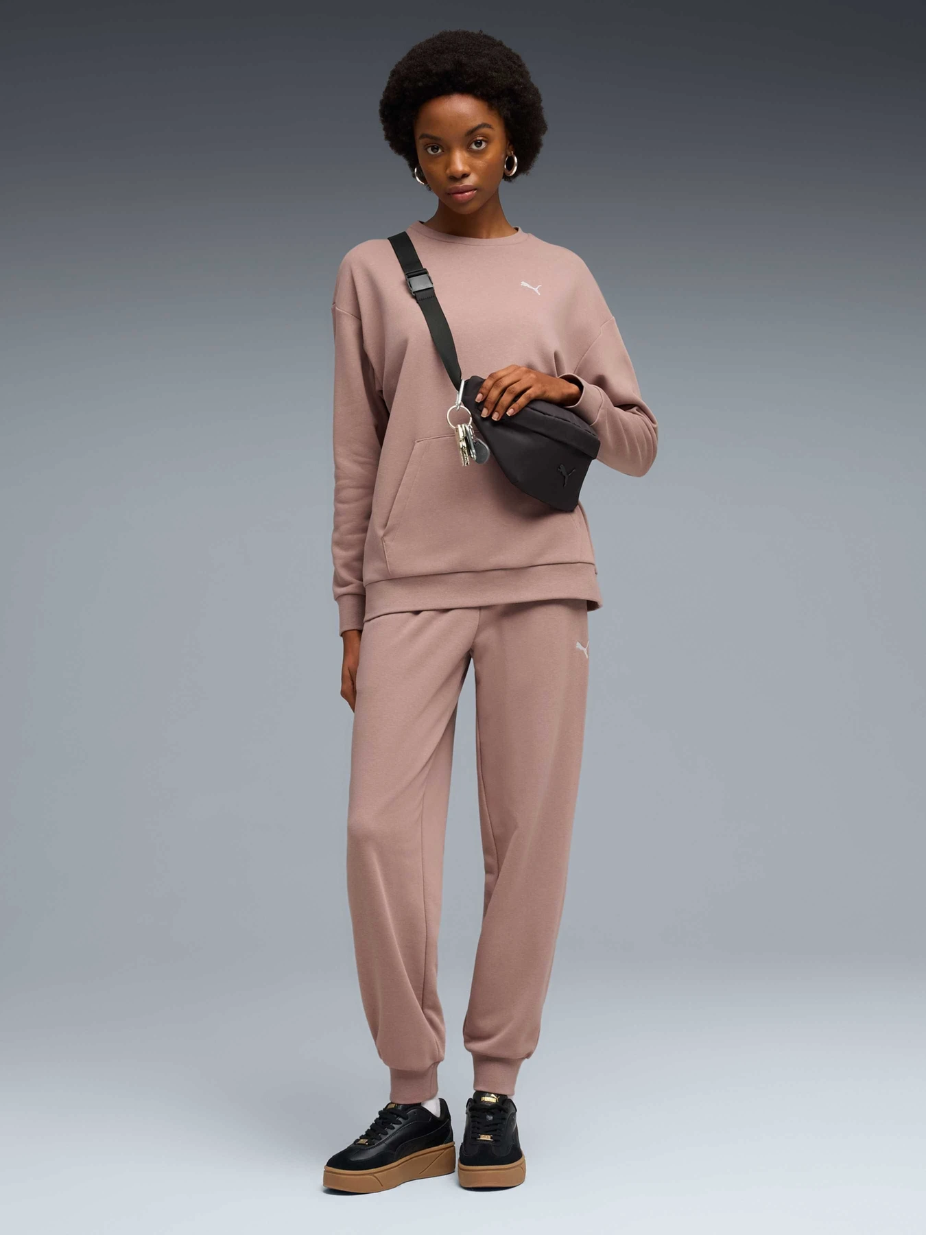 Костюмы PUMA Relaxed Sweat Suit модель 691900 Фото