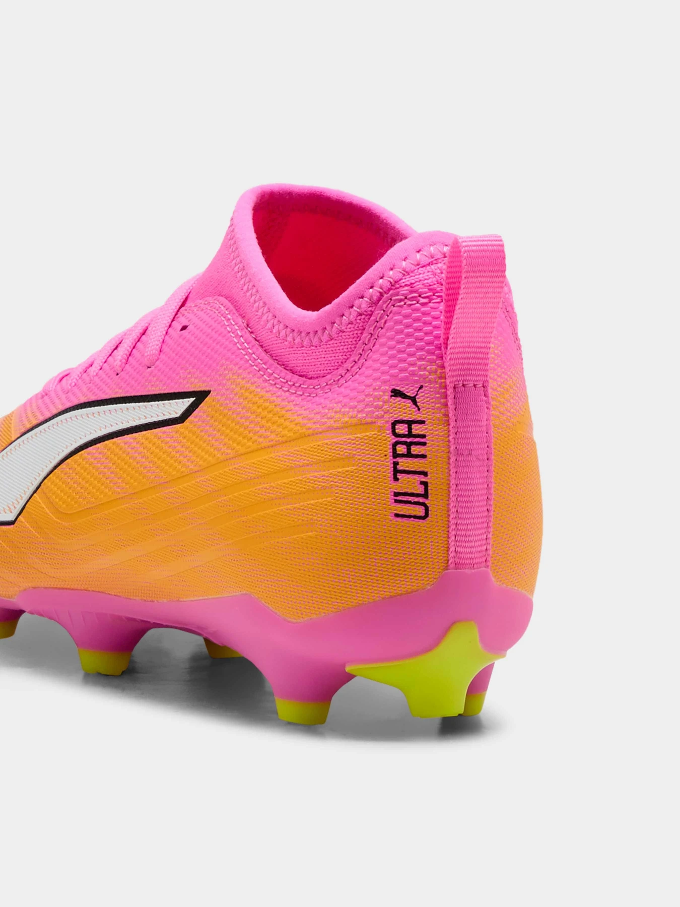 Кроссовки PUMA Ultra 6 Match Fg/ag Jr модель 108701 Кроссовки PUMA Ultra 6 Match Fg/ag Jr модель 108701 Фото