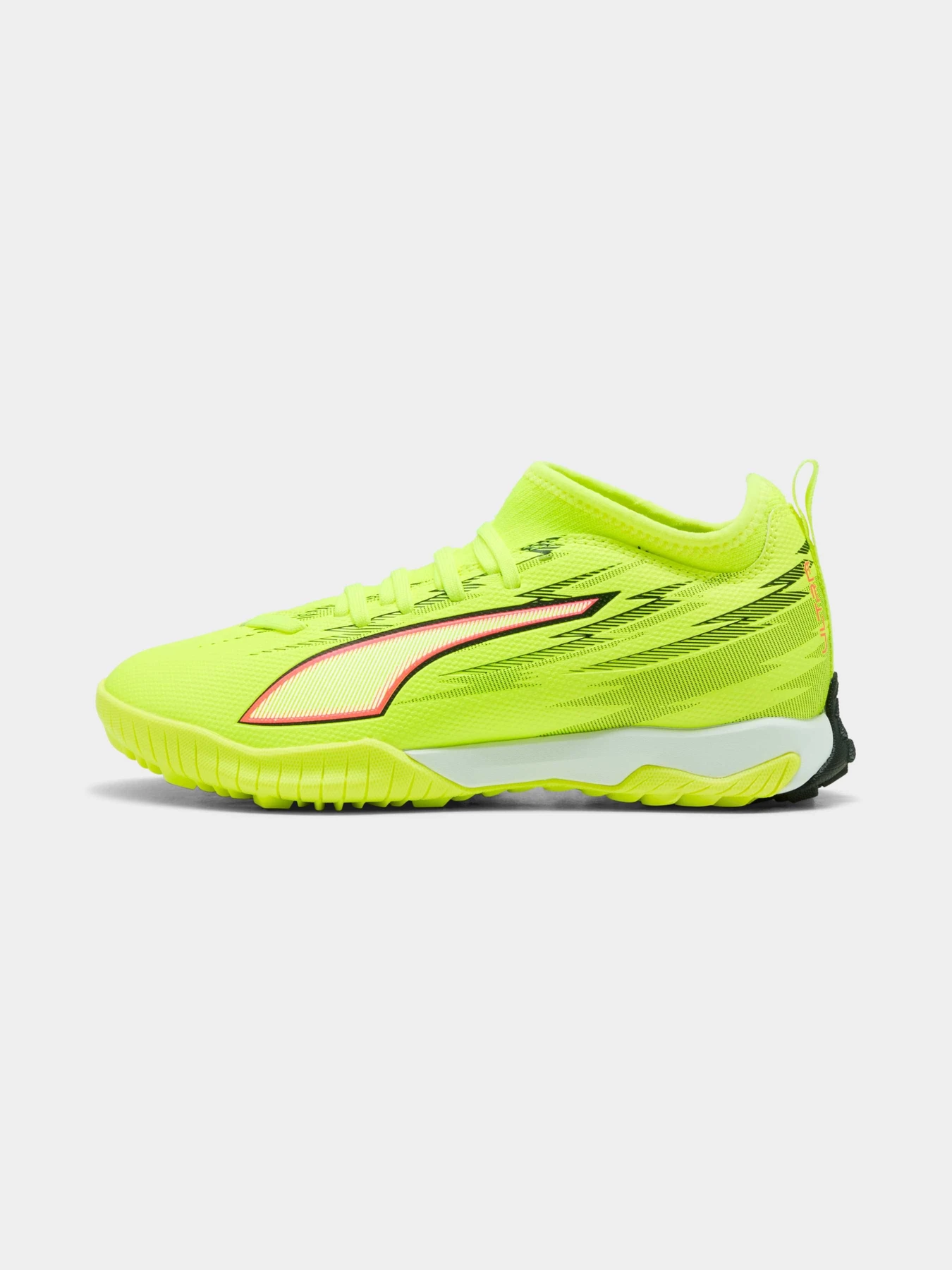 Кроссовки PUMA Ultra 6 Match Tt + Mid Jr модель 108976 Кроссовки PUMA Ultra 6 Match Tt + Mid Jr модель 108976 Фото