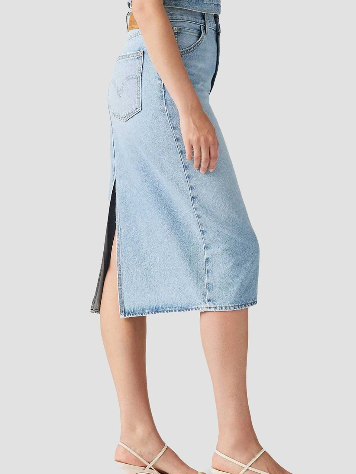 Юбки Levi's модель 001VH;0001 Юбки Levi's модель 001VH;0001 Фото