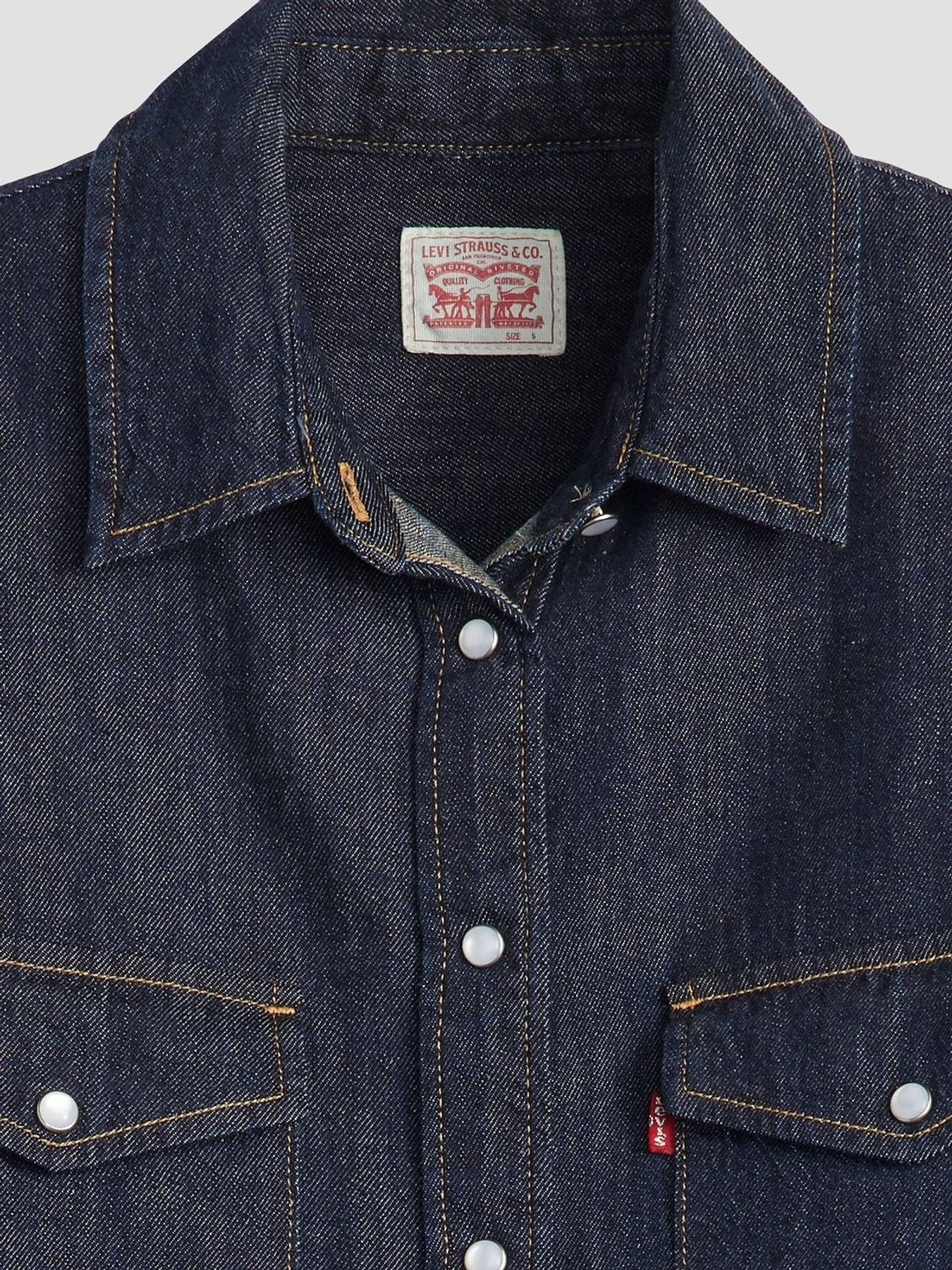 Рубашки Levi's модель 16786;0101 Рубашки Levi's модель 16786;0101 Фото