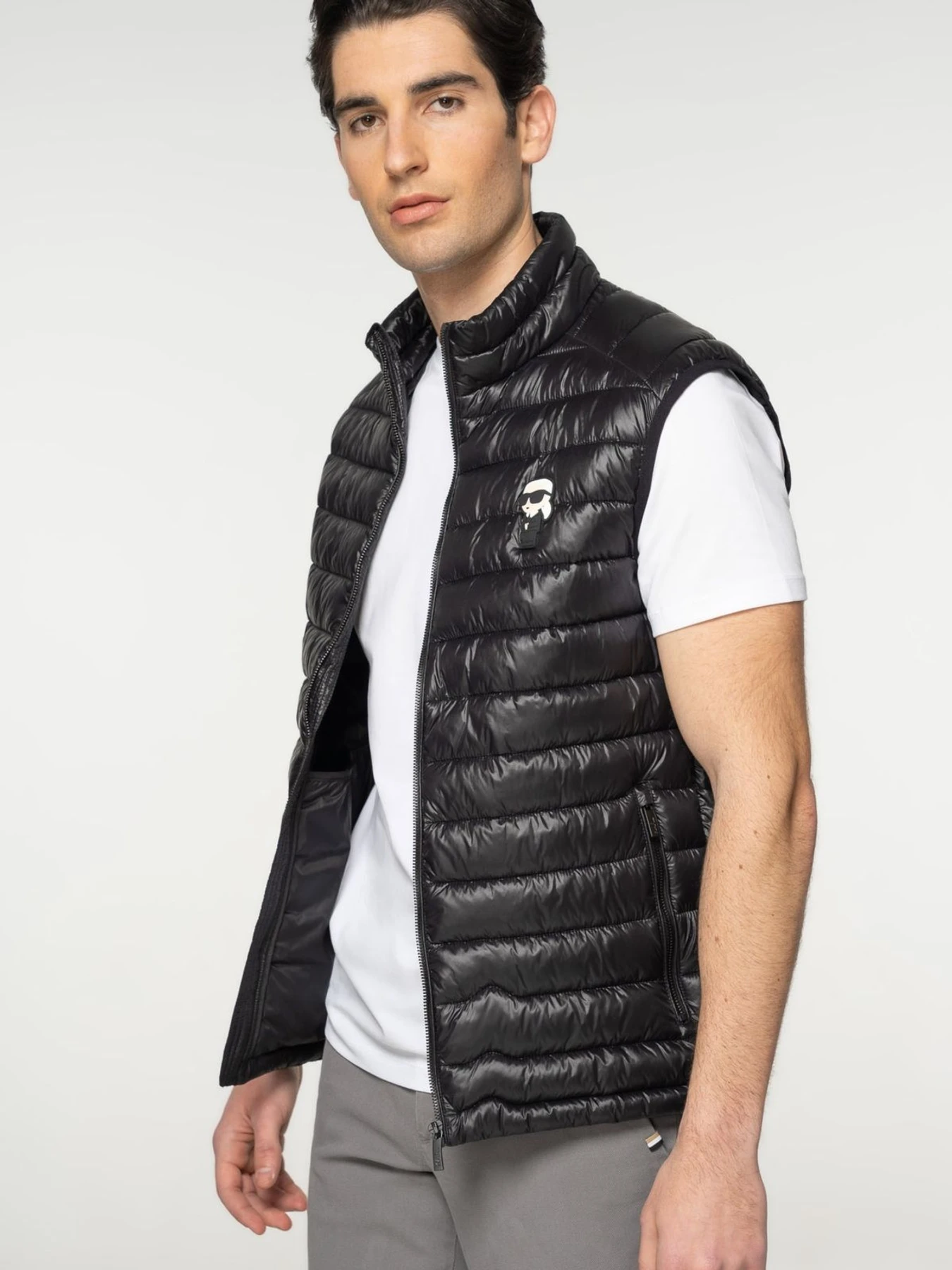 Куртки и дубленки Karl Lagerfeld модель 500590.505023;990 Фото