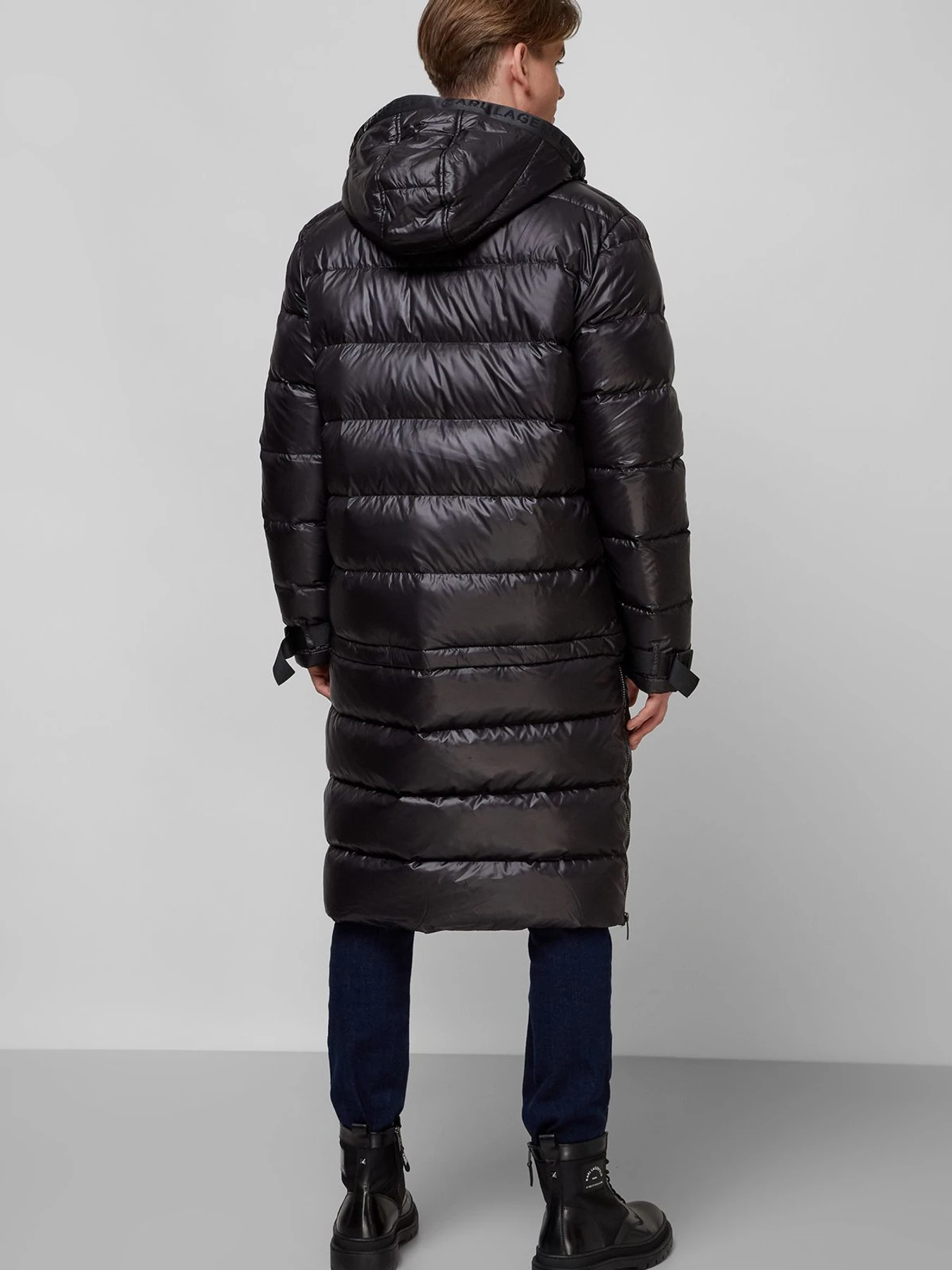 Куртки и дубленки Karl Lagerfeld модель 512503.455000;990 Фото
