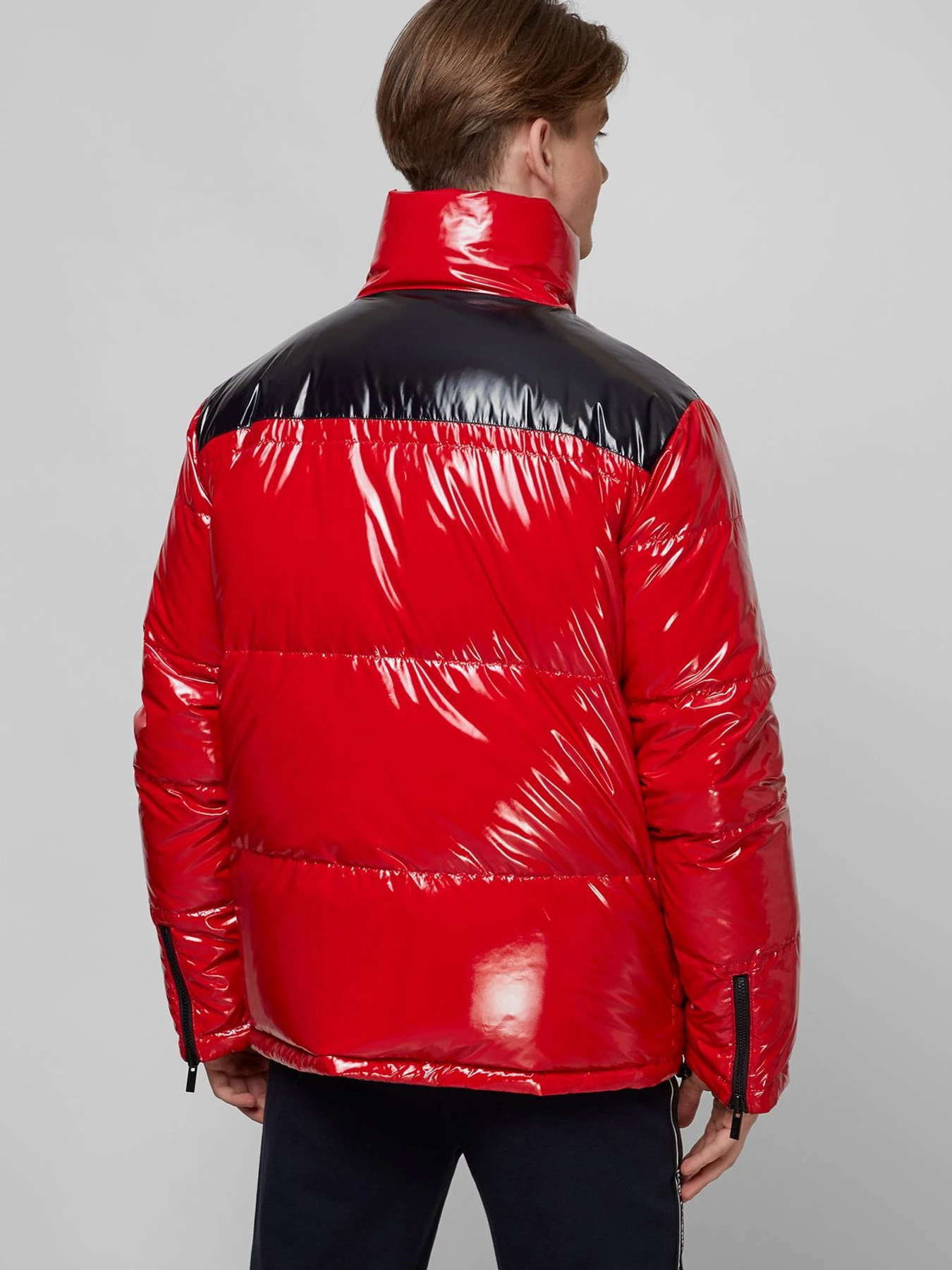 Куртки и дубленки Karl Lagerfeld модель 512512.505007;330 Куртки и дубленки Karl Lagerfeld модель 512512.505007;330 Фото