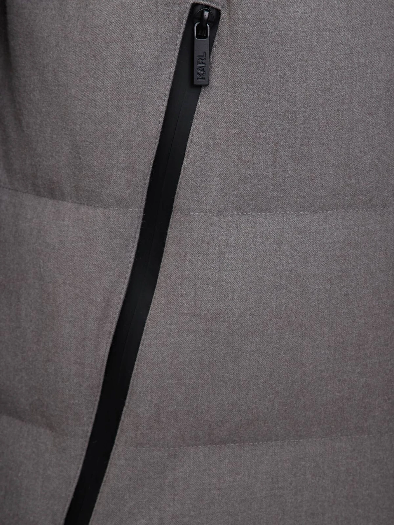 Куртки и дубленки Karl Lagerfeld модель 544597.505031;940 Фото