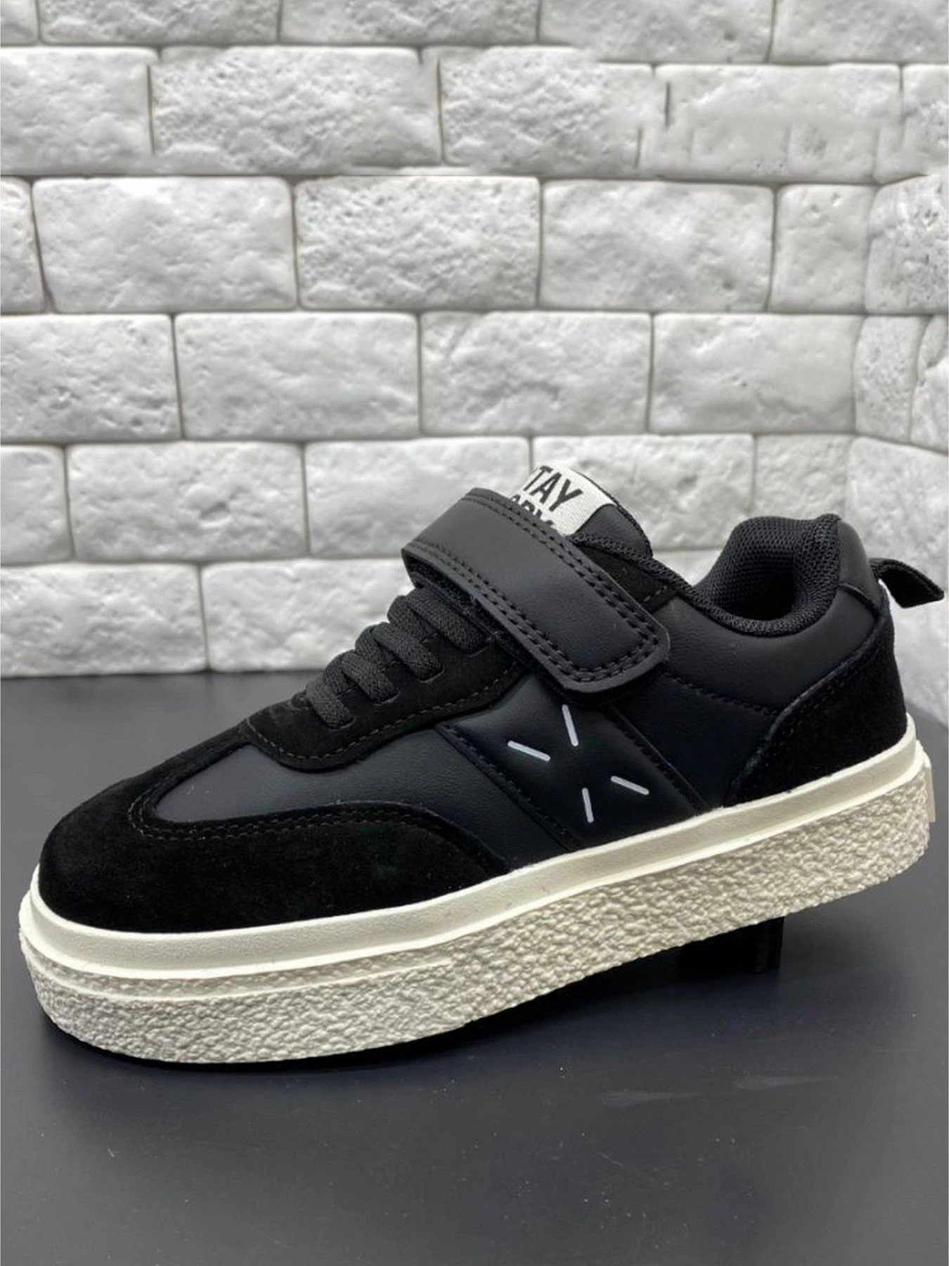 Кросівки JONG GOLF модель CN11531-0 Фото