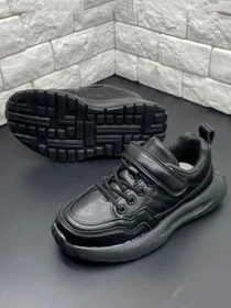 Кросівки JONG GOLF модель CN11650-0 Фото