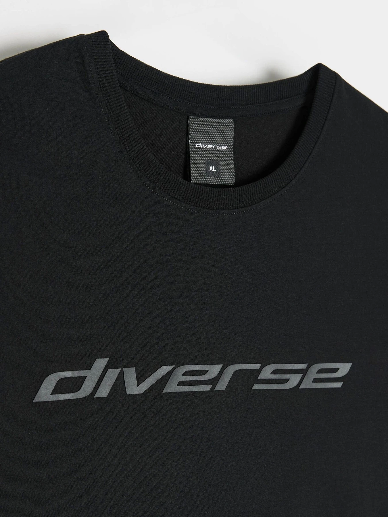 Футболки и поло DIVERSE Core Logo 261a модель 10048802 Футболки и поло DIVERSE Core Logo 261a модель 10048802 Фото