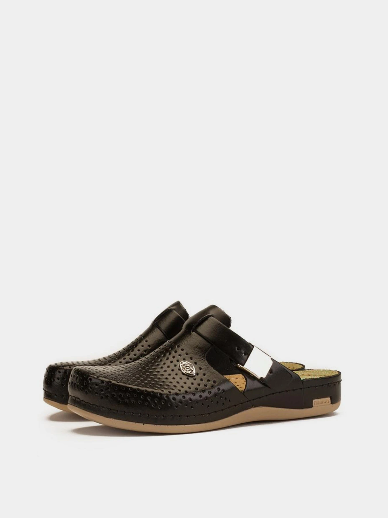 Шлёпанцы Leon модель 950-Black Шлёпанцы Leon модель 950-Black Фото