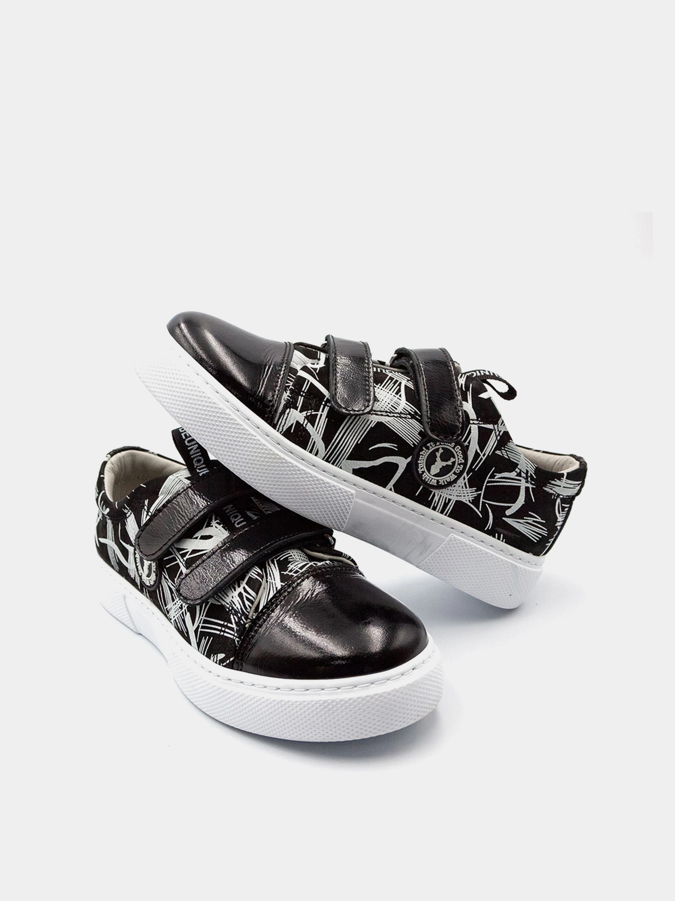 Кеды Tutubi модель 2209-02-White.Black Кеды Tutubi модель 2209-02-White.Black Фото