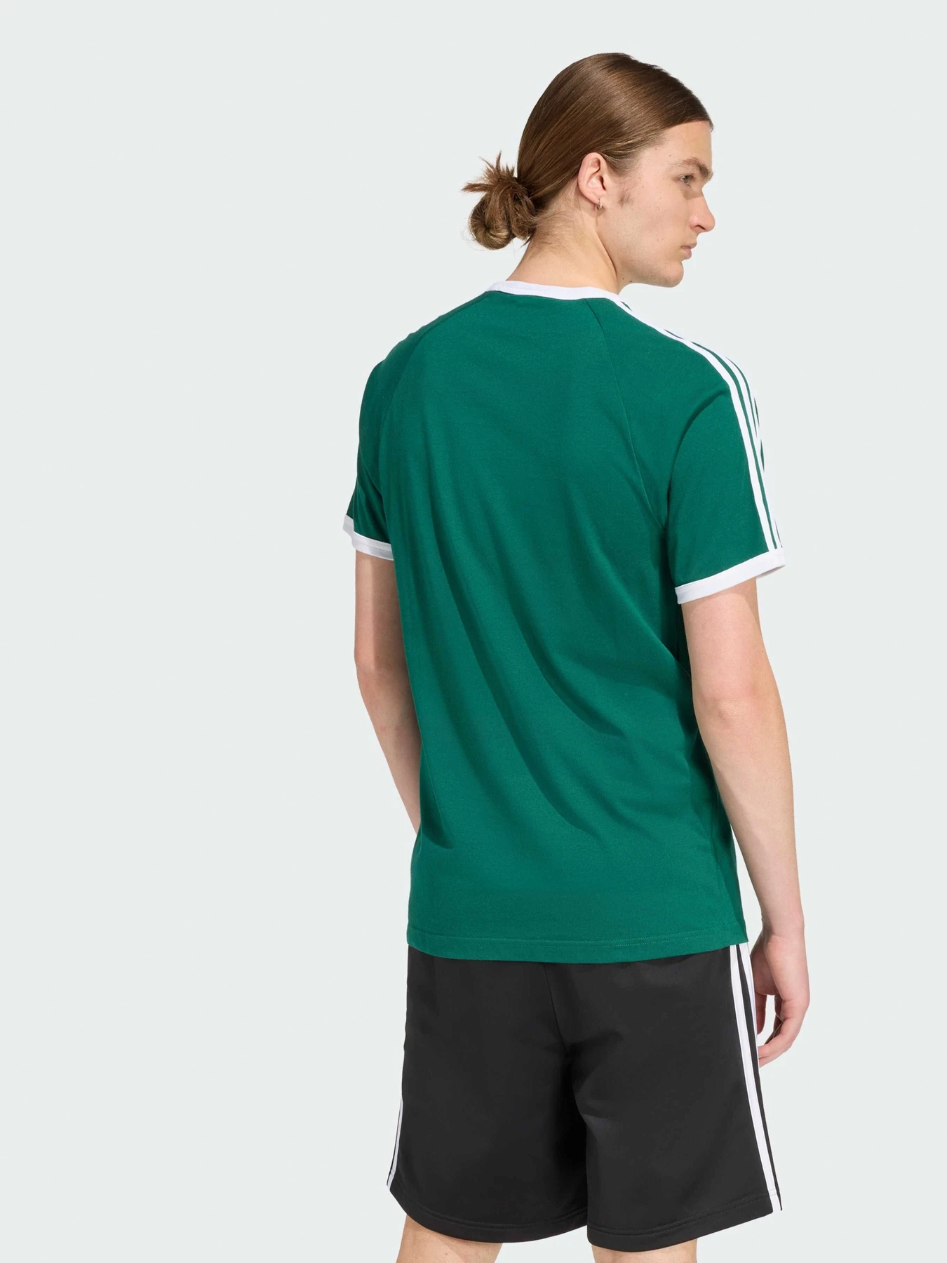 Футболки і поло Adidas Adicolor модель KE3534 Футболки і поло Adidas Adicolor модель KE3534 Фото