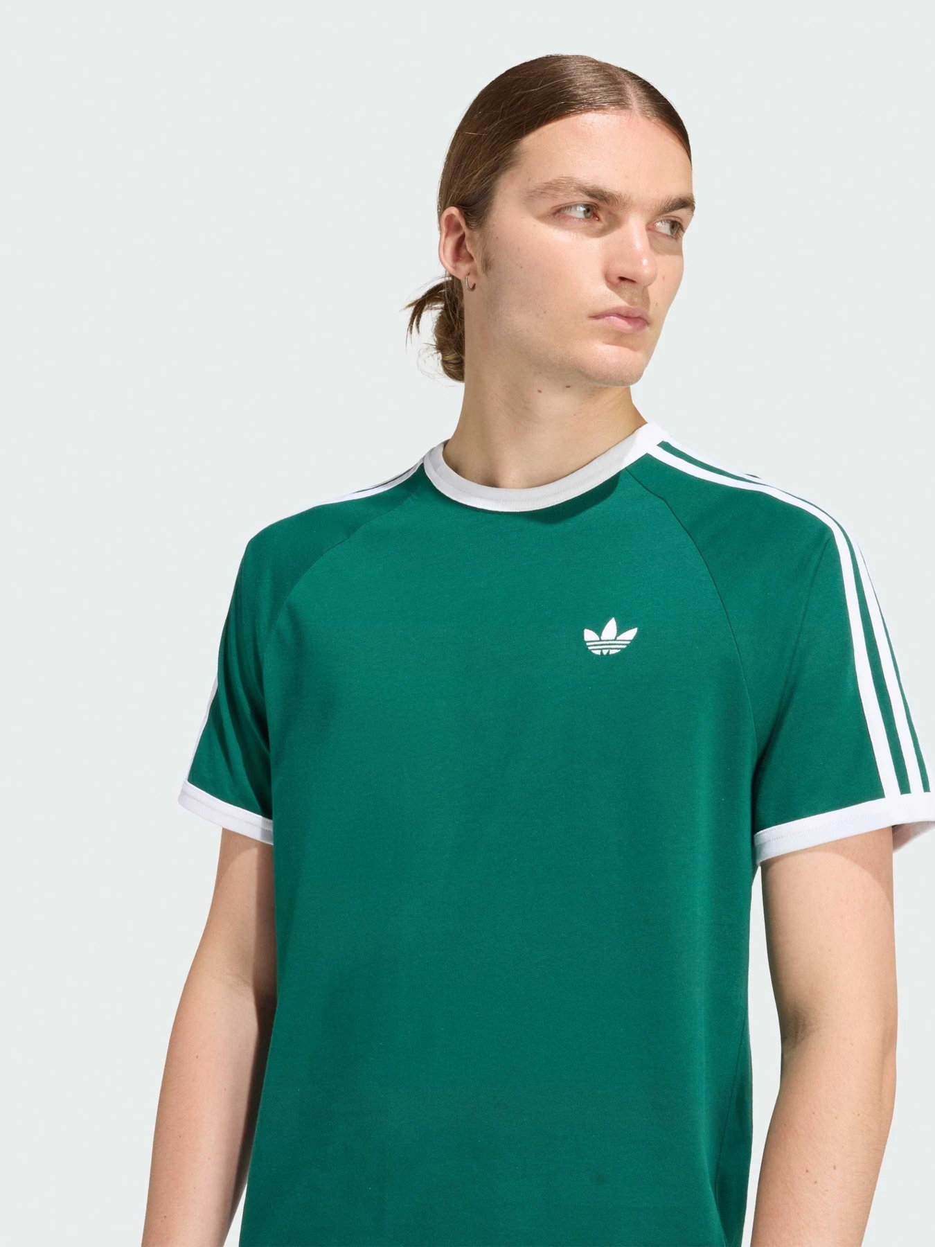 Футболки і поло Adidas Adicolor модель KE3534 Футболки і поло Adidas Adicolor модель KE3534 Фото