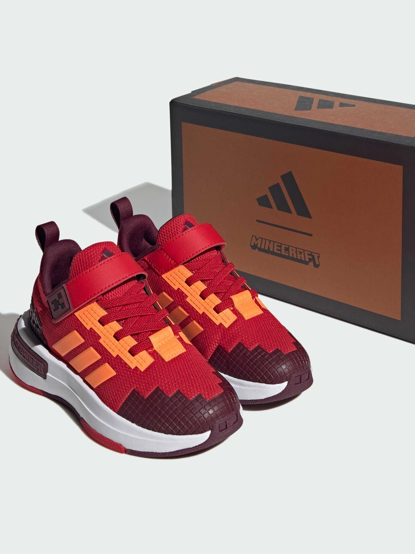 Кроссовки Adidas модель JR4548 Кроссовки Adidas модель JR4548 Фото
