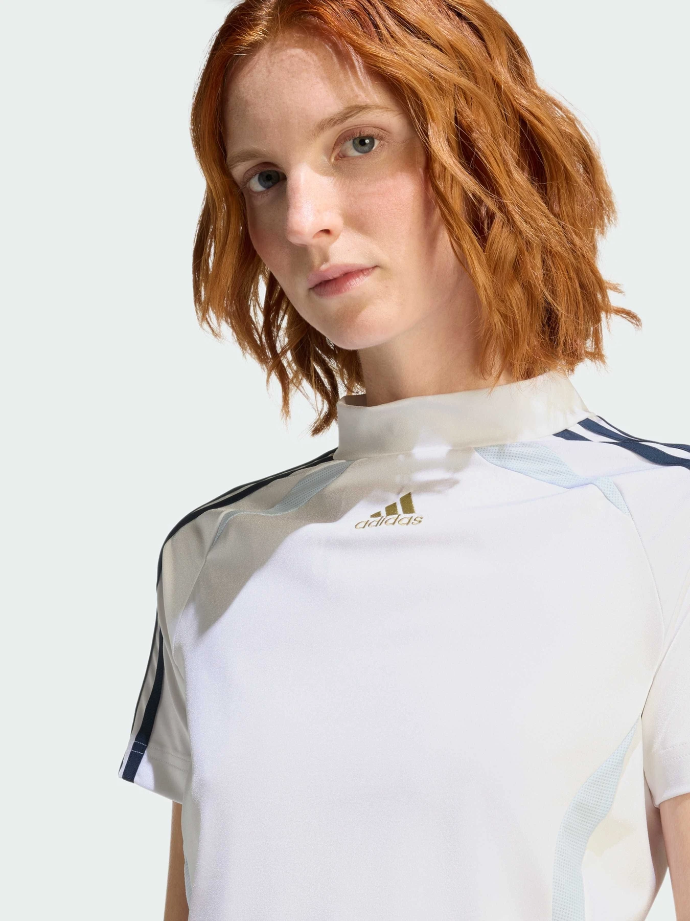 Футболки и поло Adidas Adicolor модель KC9197 Футболки и поло Adidas Adicolor модель KC9197 Фото