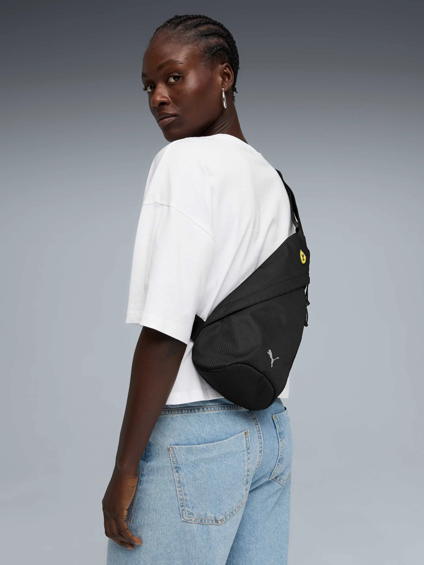Сумки PUMA Ferrari Sling Bag модель 092246 Сумки PUMA Ferrari Sling Bag модель 092246 Фото