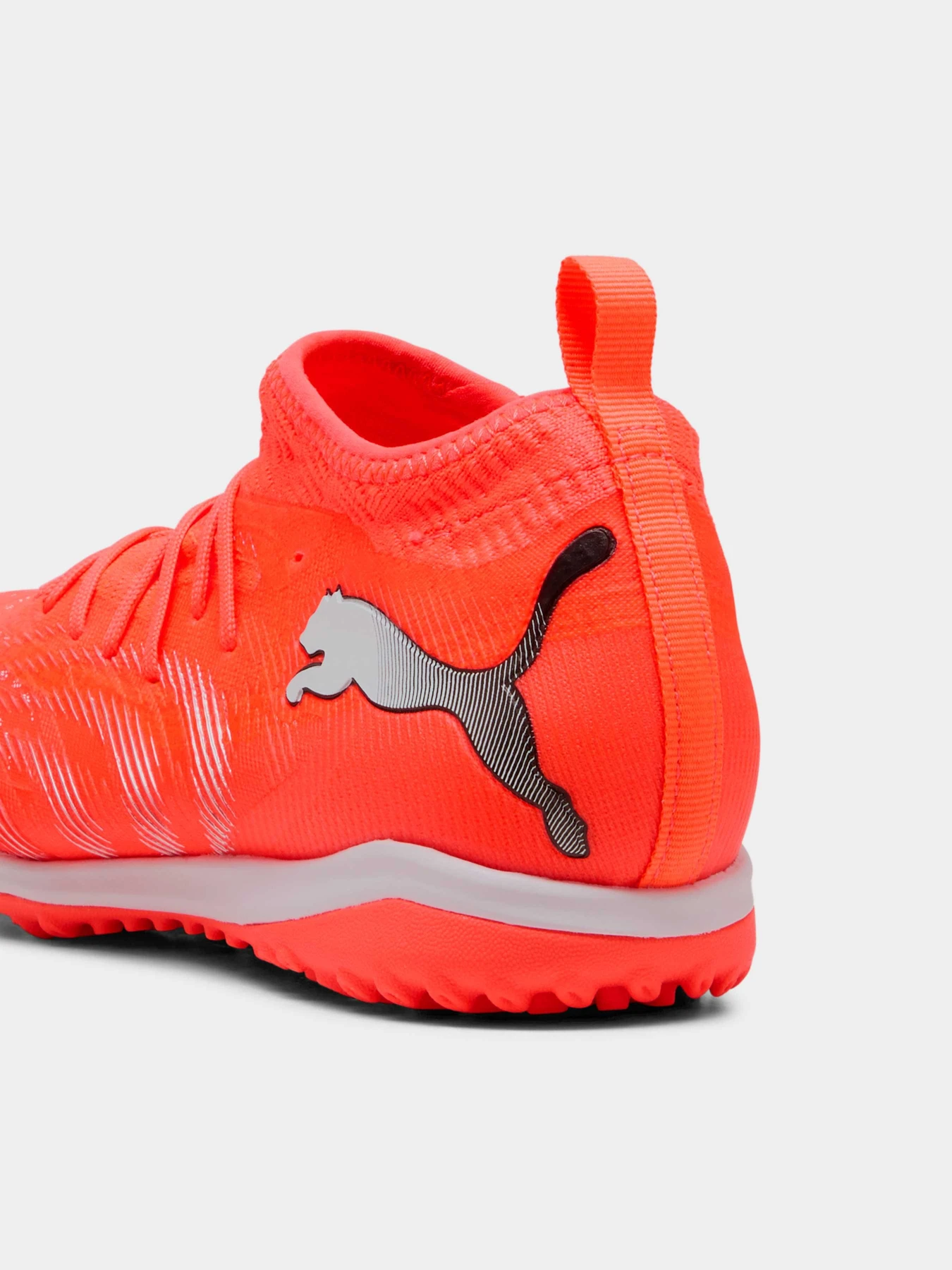 Кроссовки PUMA Future 9 Match Tt + Mid Jr модель 108919 Кроссовки PUMA Future 9 Match Tt + Mid Jr модель 108919 Фото