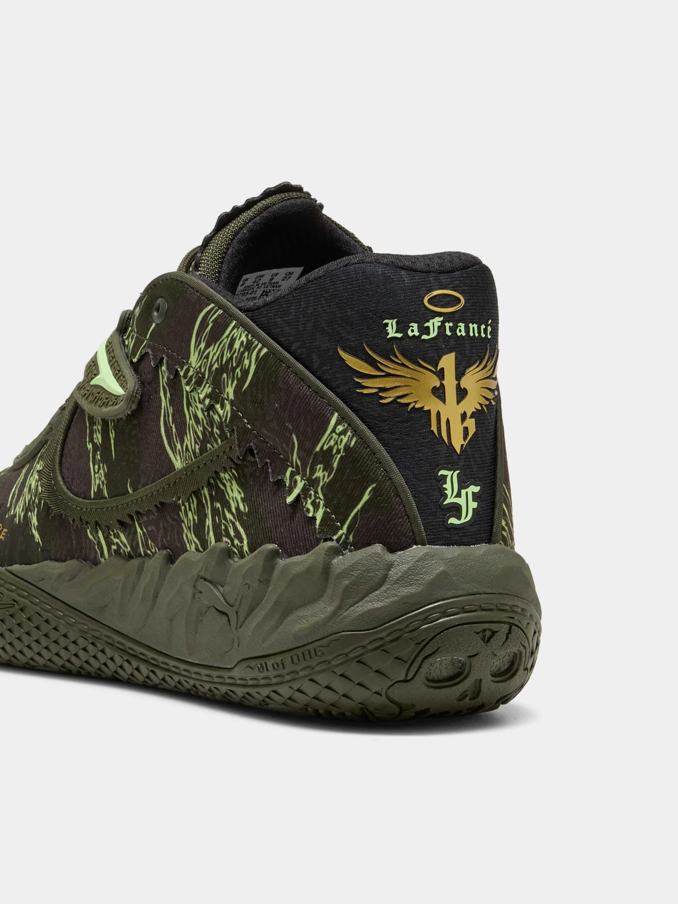 Кросівки PUMA Mb.05 Camo модель 312795 Фото