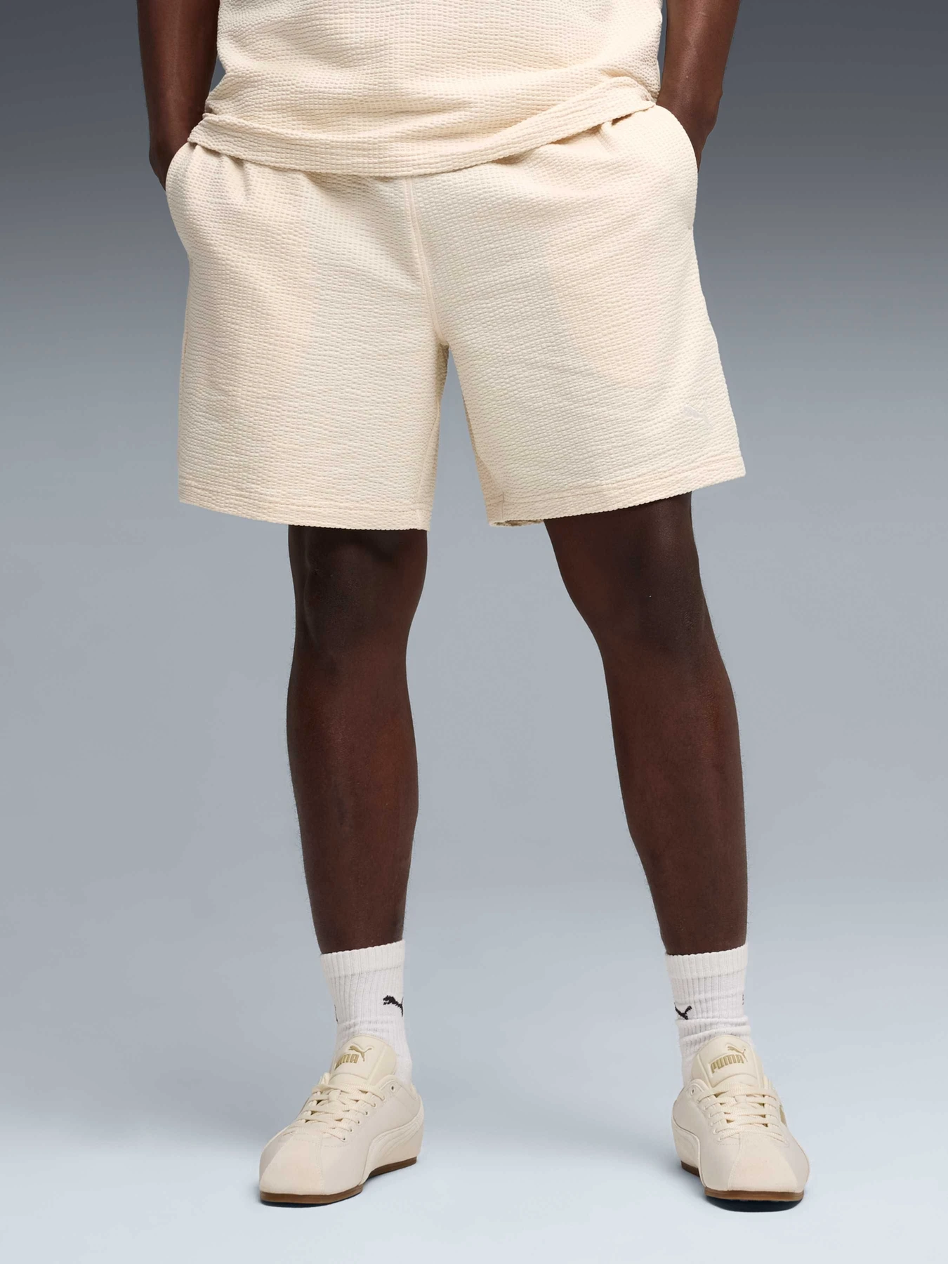 Шорты PUMA Ess Elevated Material Shorts модель 692057 Шорты PUMA Ess Elevated Material Shorts модель 692057 Фото