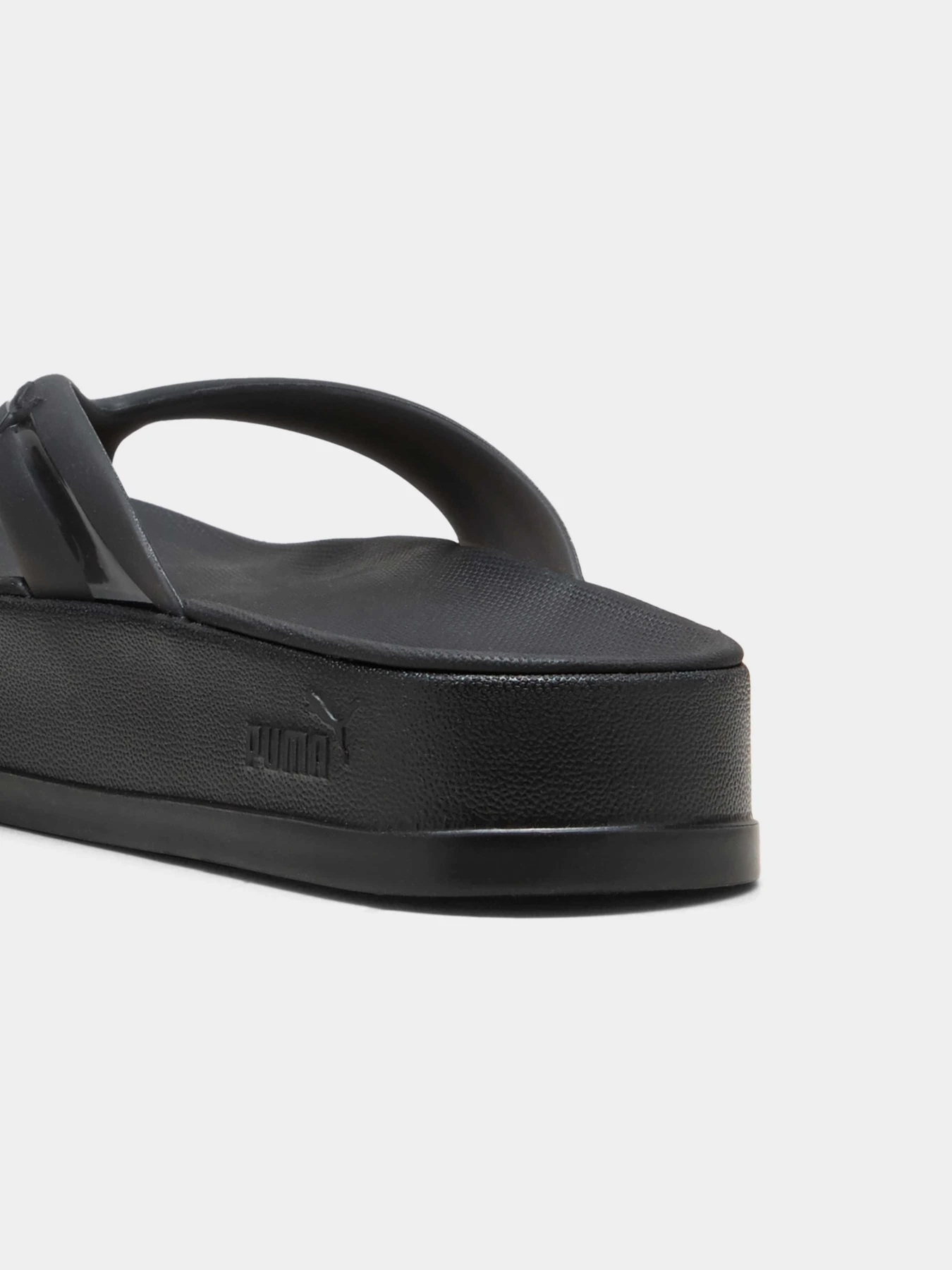 Шлёпанцы PUMA Leadcat Platform Flip модель 404843 Шлёпанцы PUMA Leadcat Platform Flip модель 404843 Фото