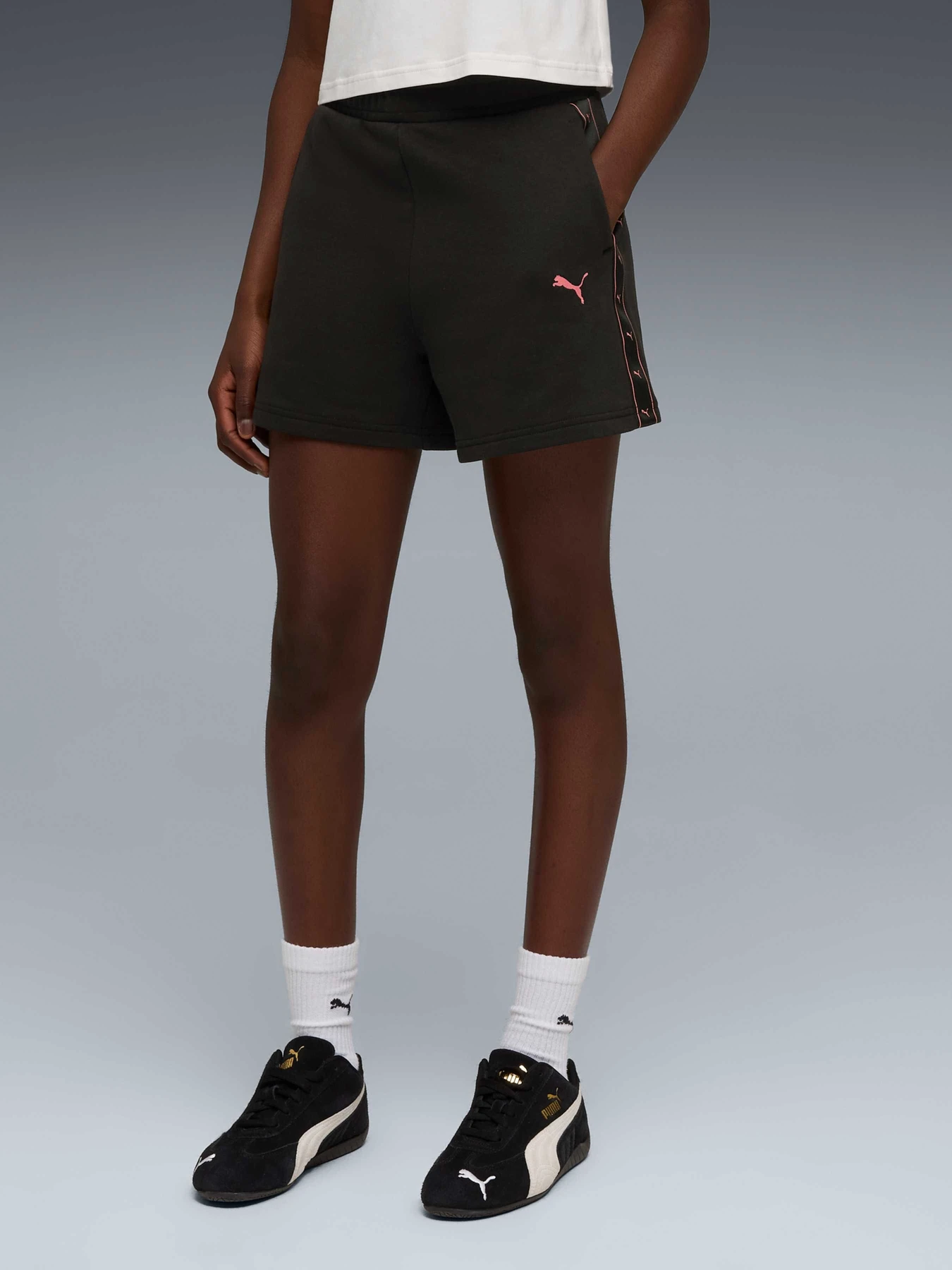 Шорты PUMA Ess Tape Shorts модель 692490 Шорты PUMA Ess Tape Shorts модель 692490 Фото