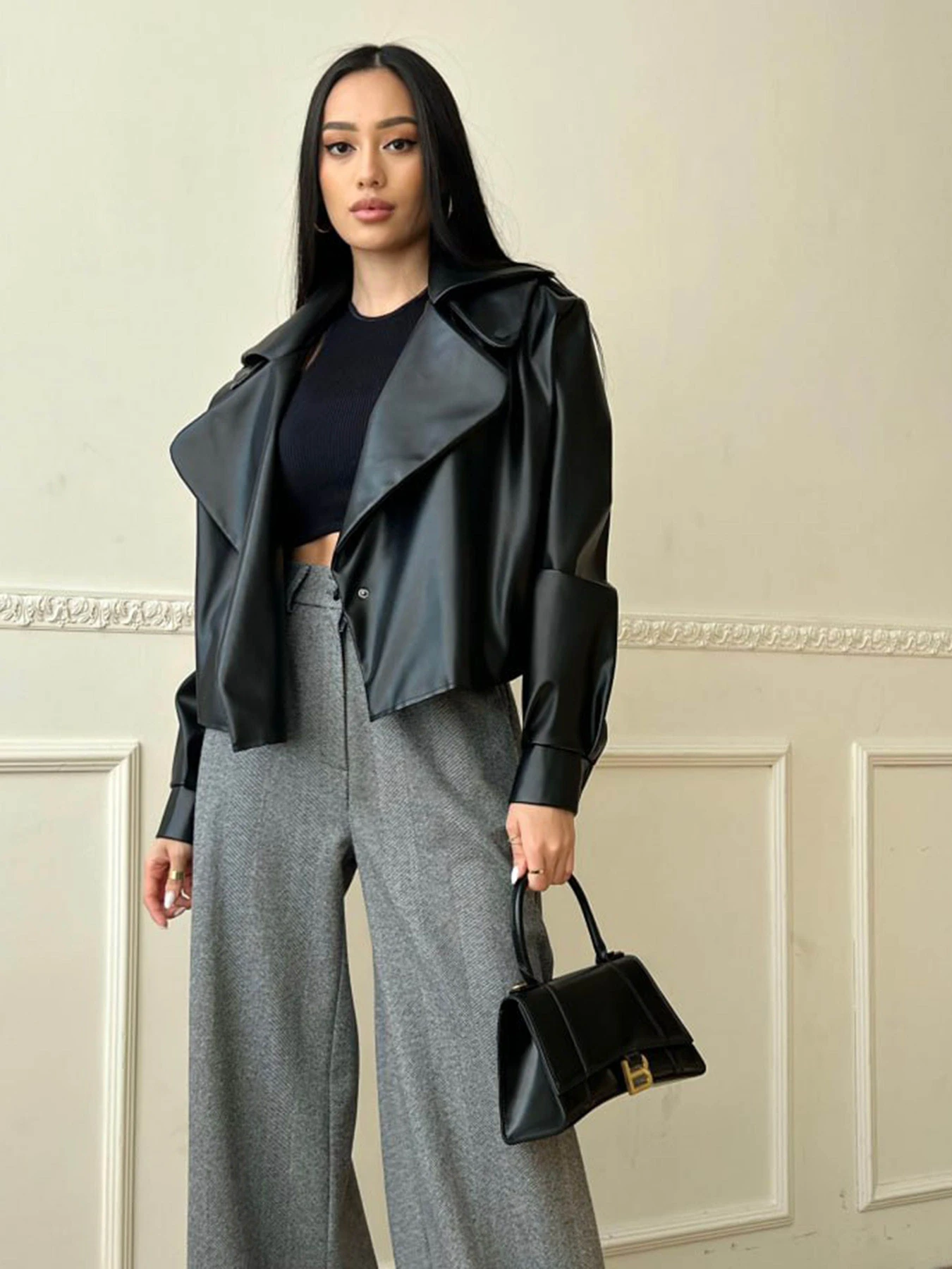 Куртки та дублянки Jadone Fashion модель Deyt_chor Фото
