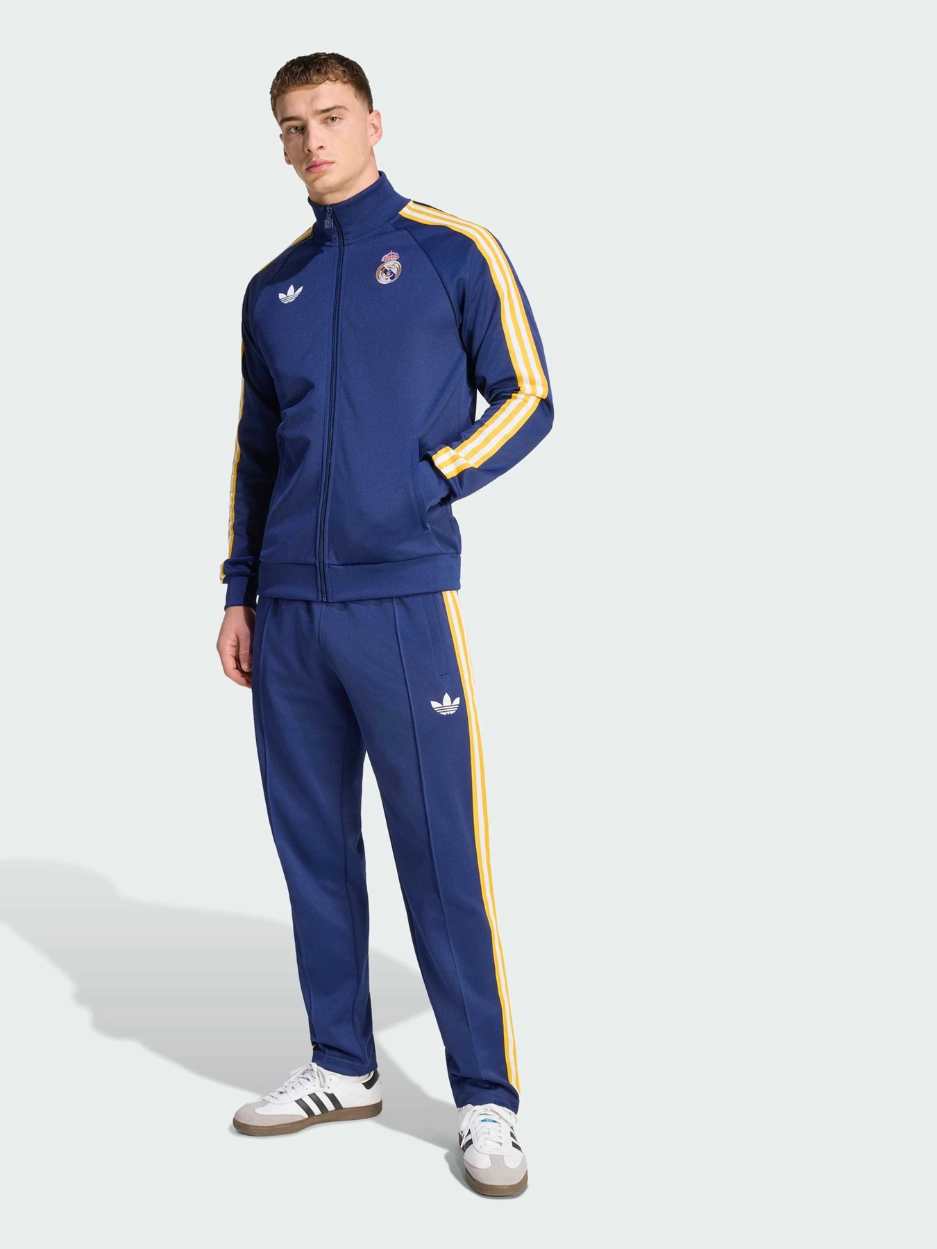 Худи и свитшоты Adidas модель KE3846 Фото