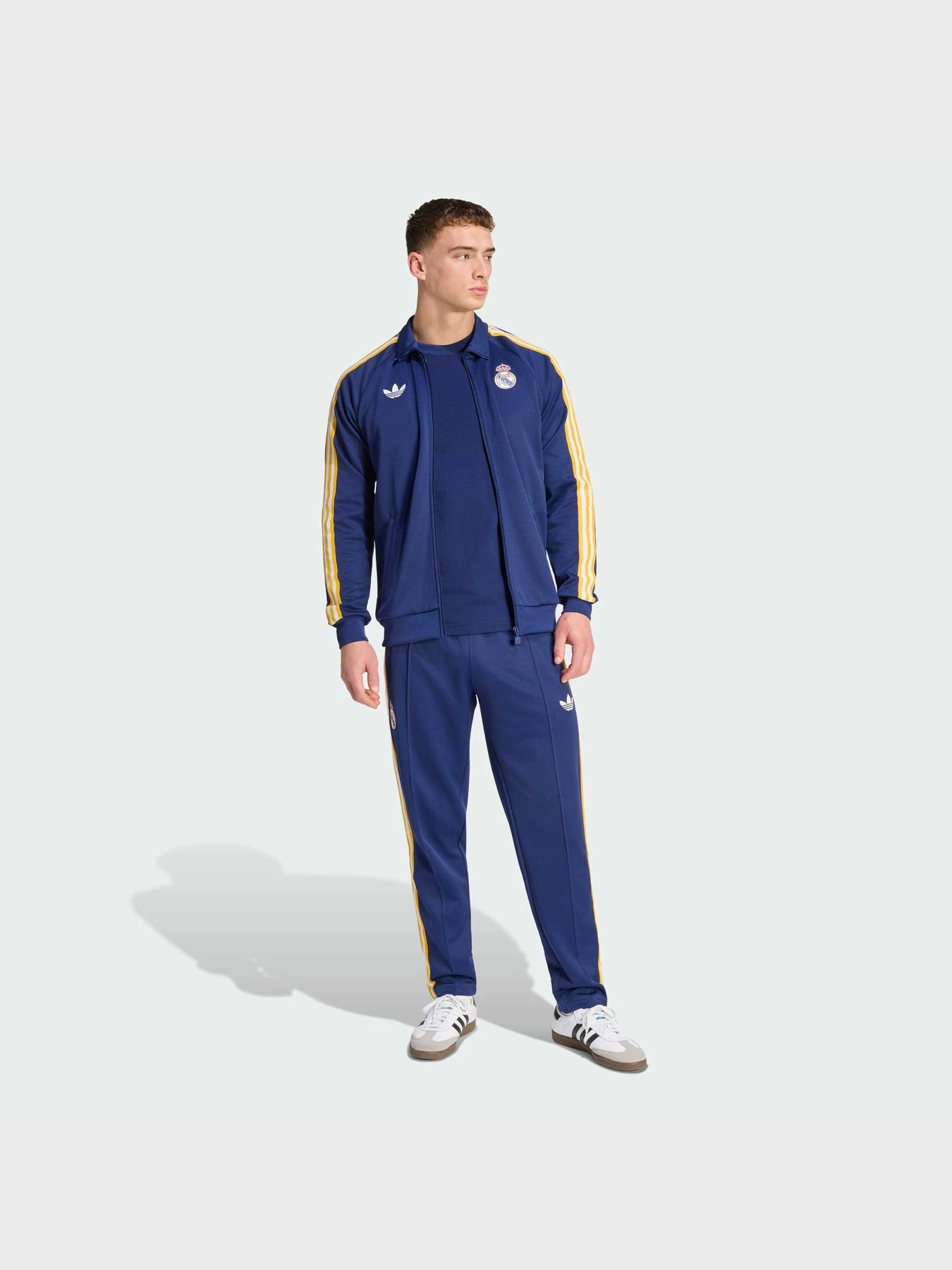 Худи и свитшоты Adidas модель KE3846 Фото