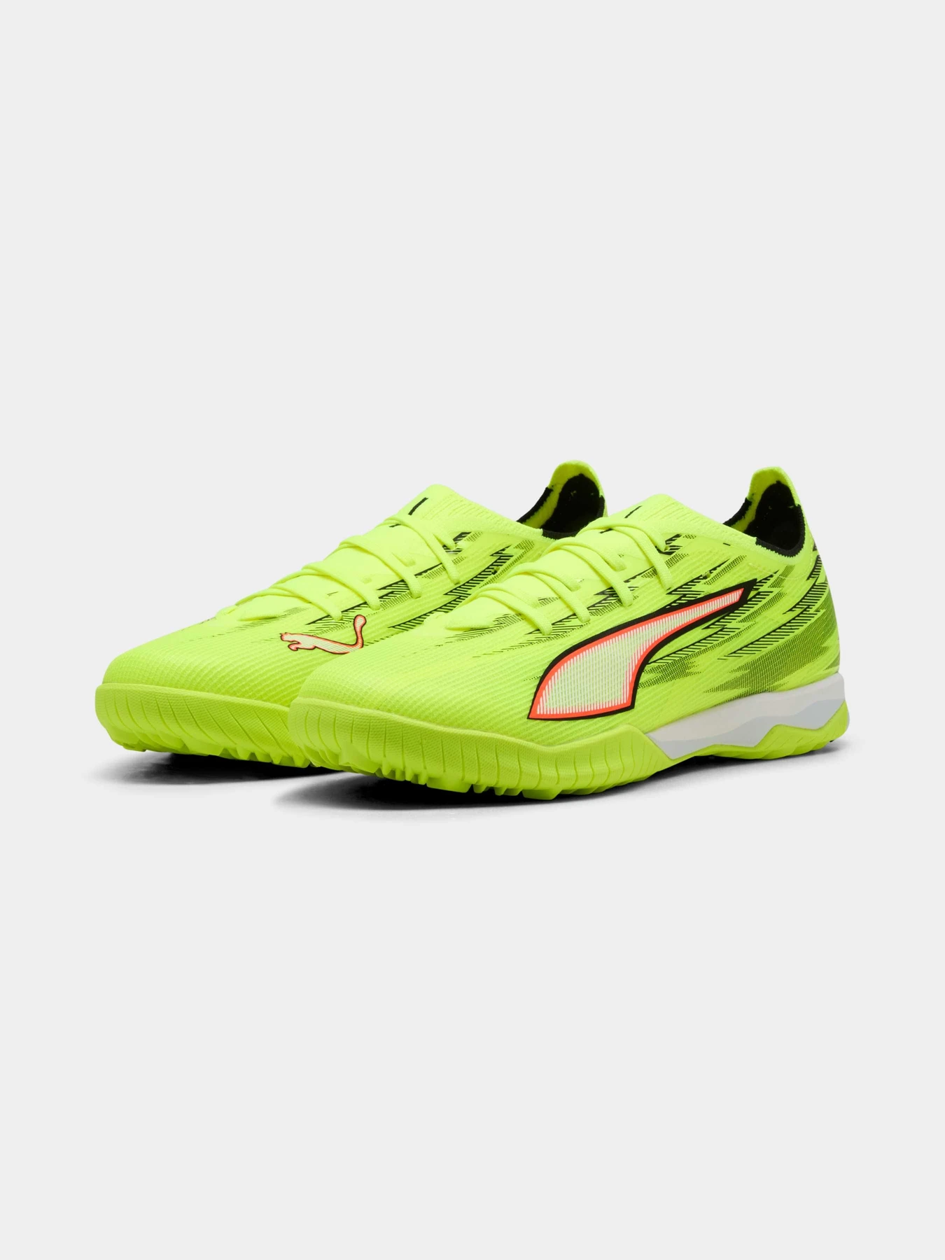Кросівки PUMA Ultra 6 Match Tt модель 108975 Кросівки PUMA Ultra 6 Match Tt модель 108975 Фото