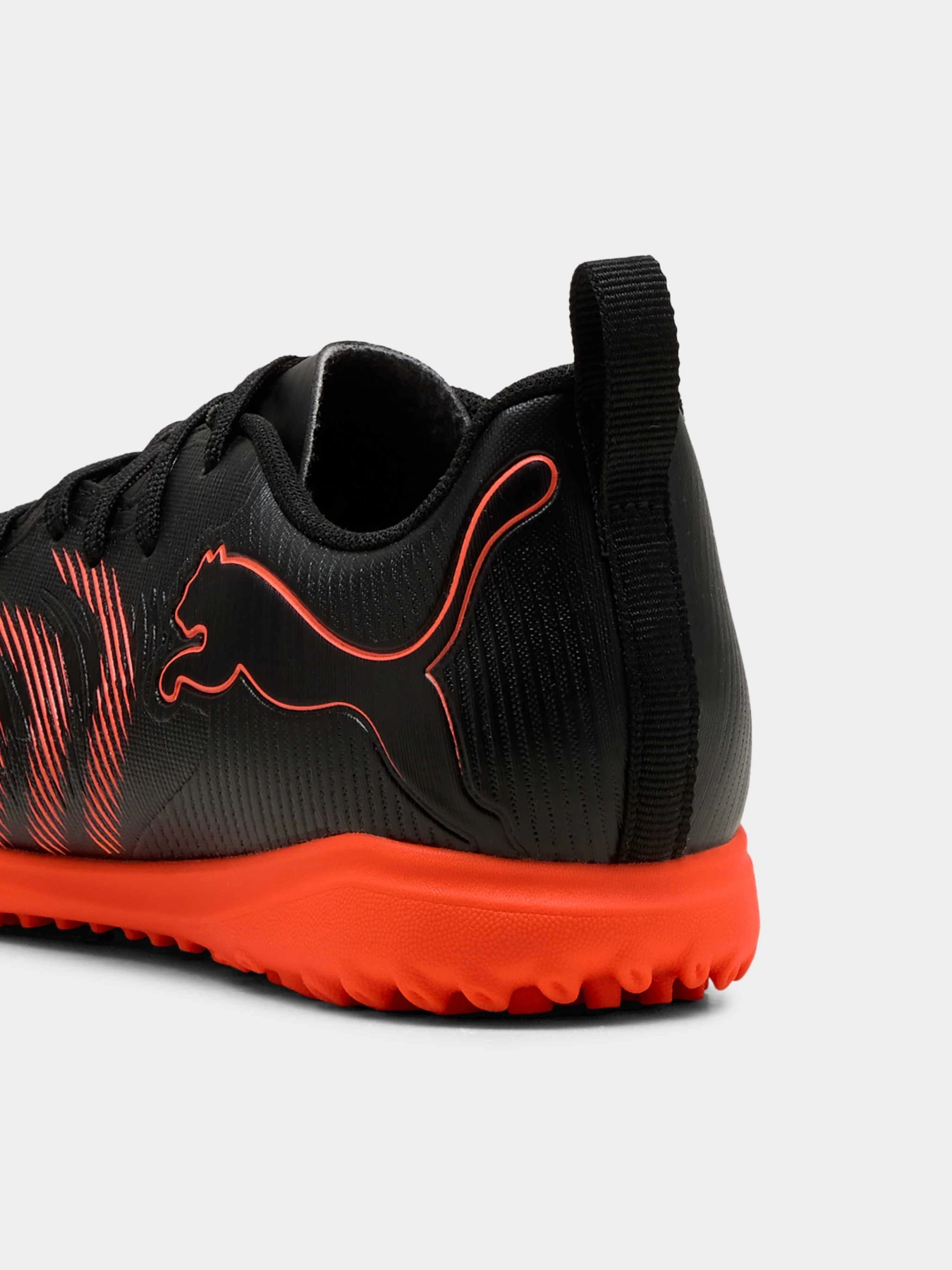 Кросівки PUMA Future 9 Play Tt Jr модель 108929 Кросівки PUMA Future 9 Play Tt Jr модель 108929 Фото