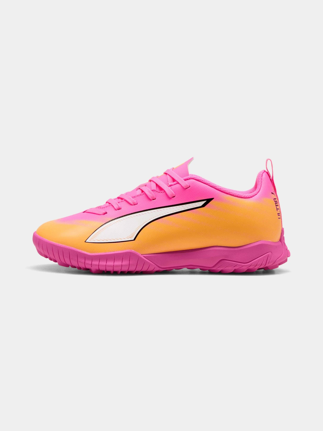 Кроссовки PUMA Ultra 6 Play Tt Jr модель 108989 Кроссовки PUMA Ultra 6 Play Tt Jr модель 108989 Фото