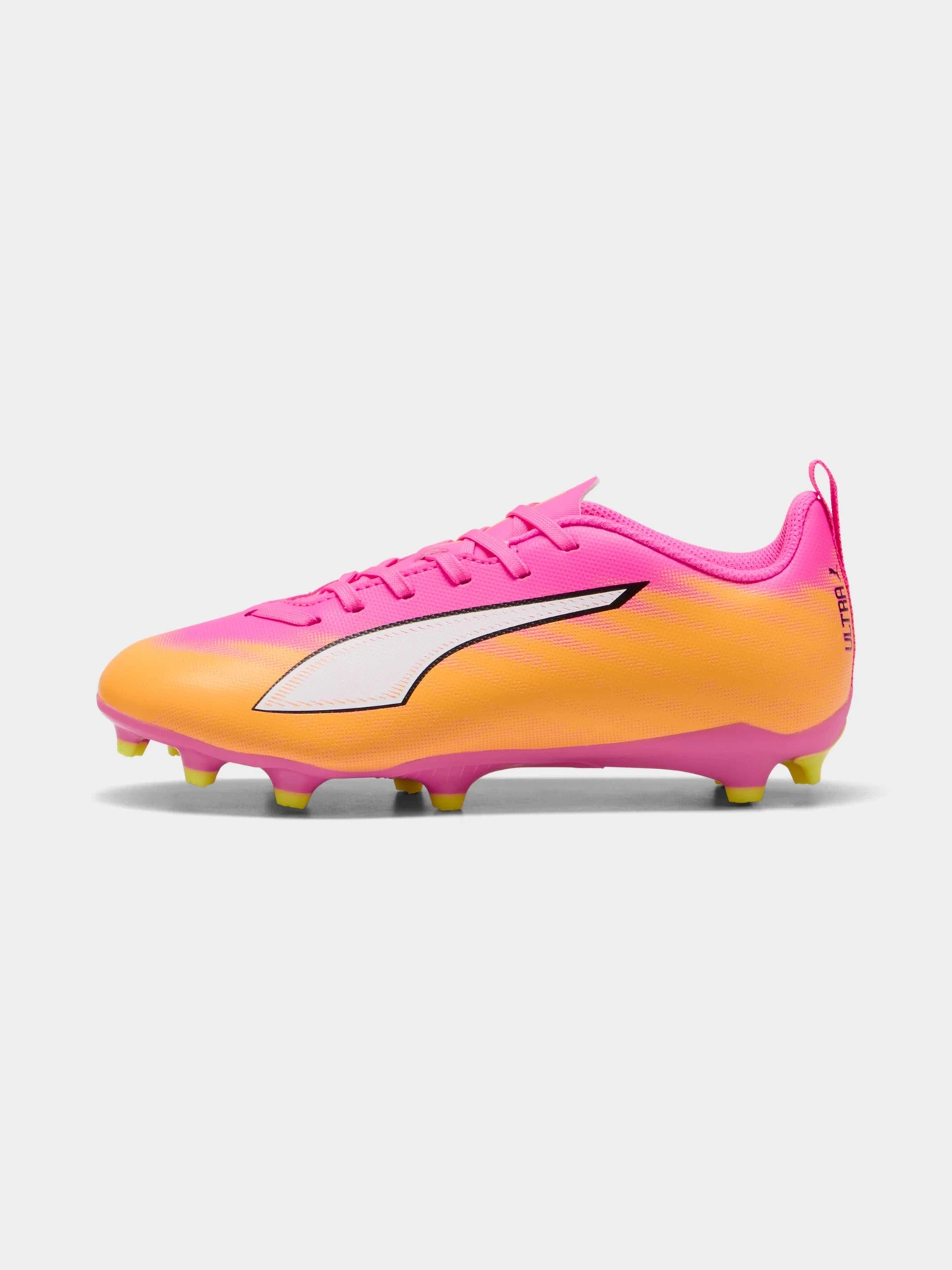 Кросівки PUMA Ultra 6 Play Fg/ag Jr модель 108705 Кросівки PUMA Ultra 6 Play Fg/ag Jr модель 108705 Фото